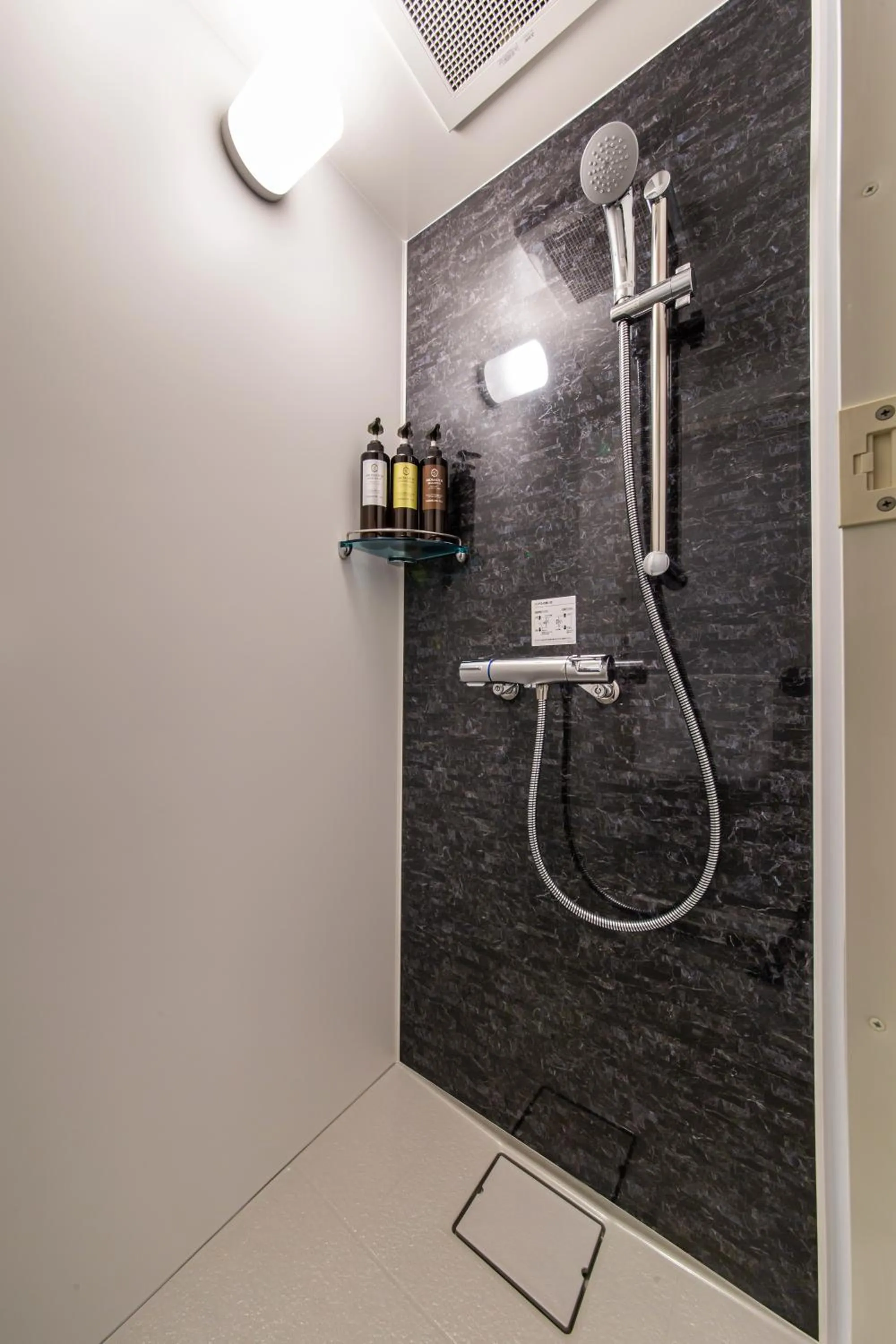 Bathroom in HOTEL AMANEK Kamata-Eki Mae