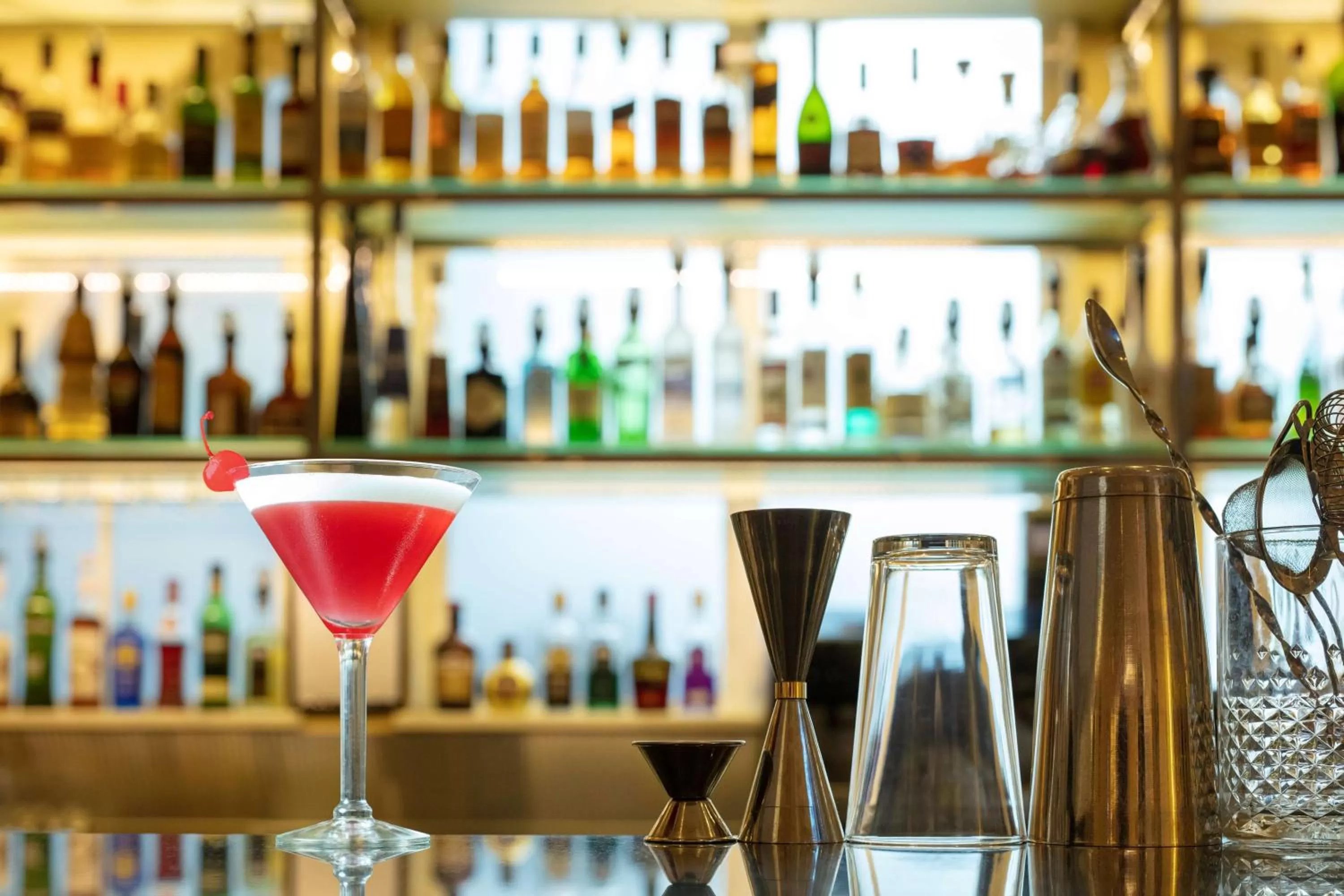 Lounge or bar in Paradox Sydney