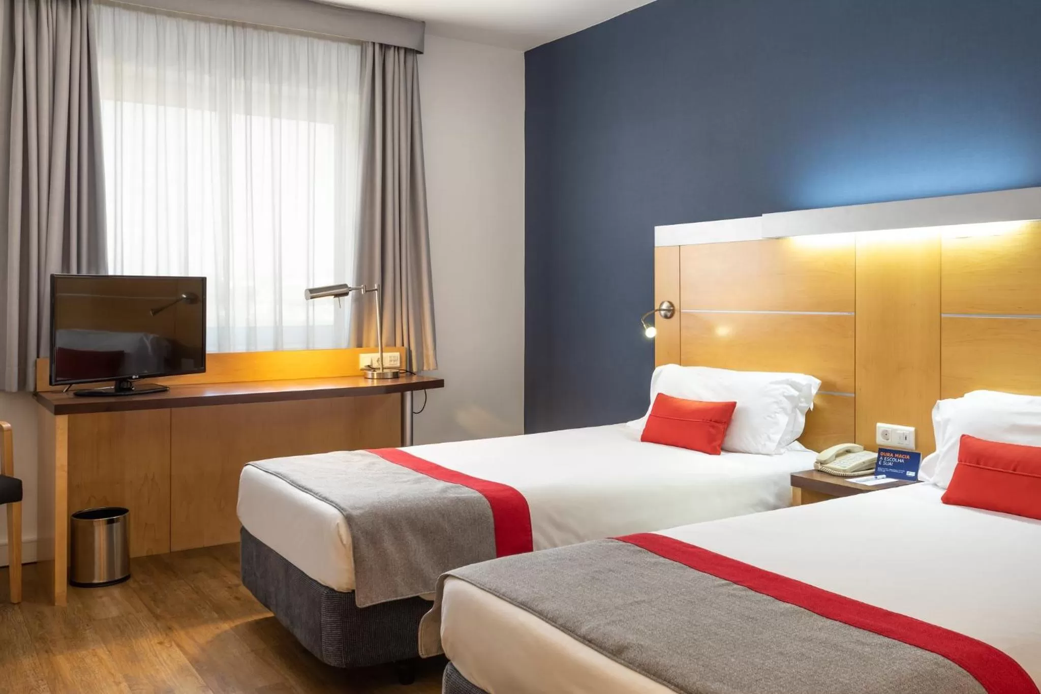 Photo of the whole room, Bed in Holiday Inn Express Lisbon-Oeiras by IHG