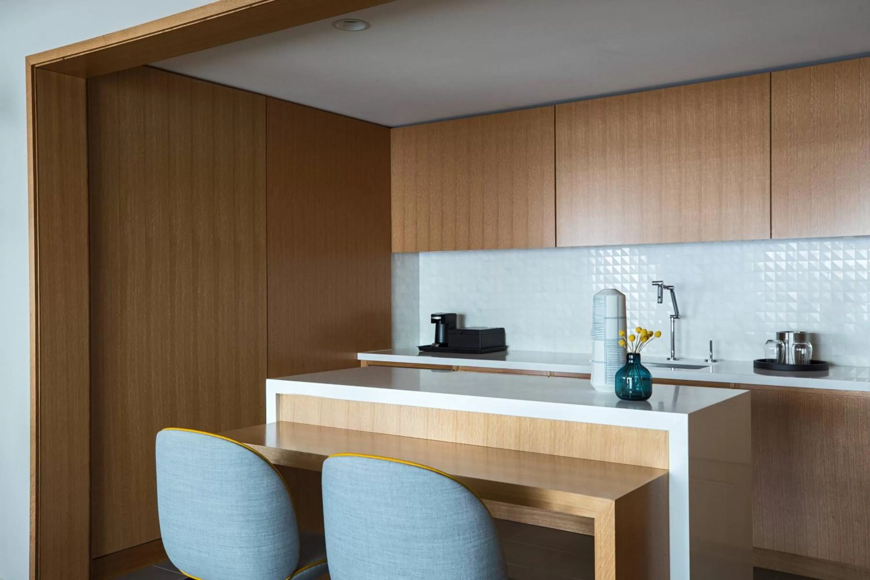 Kitchen or kitchenette in Marriott Marquis Chicago