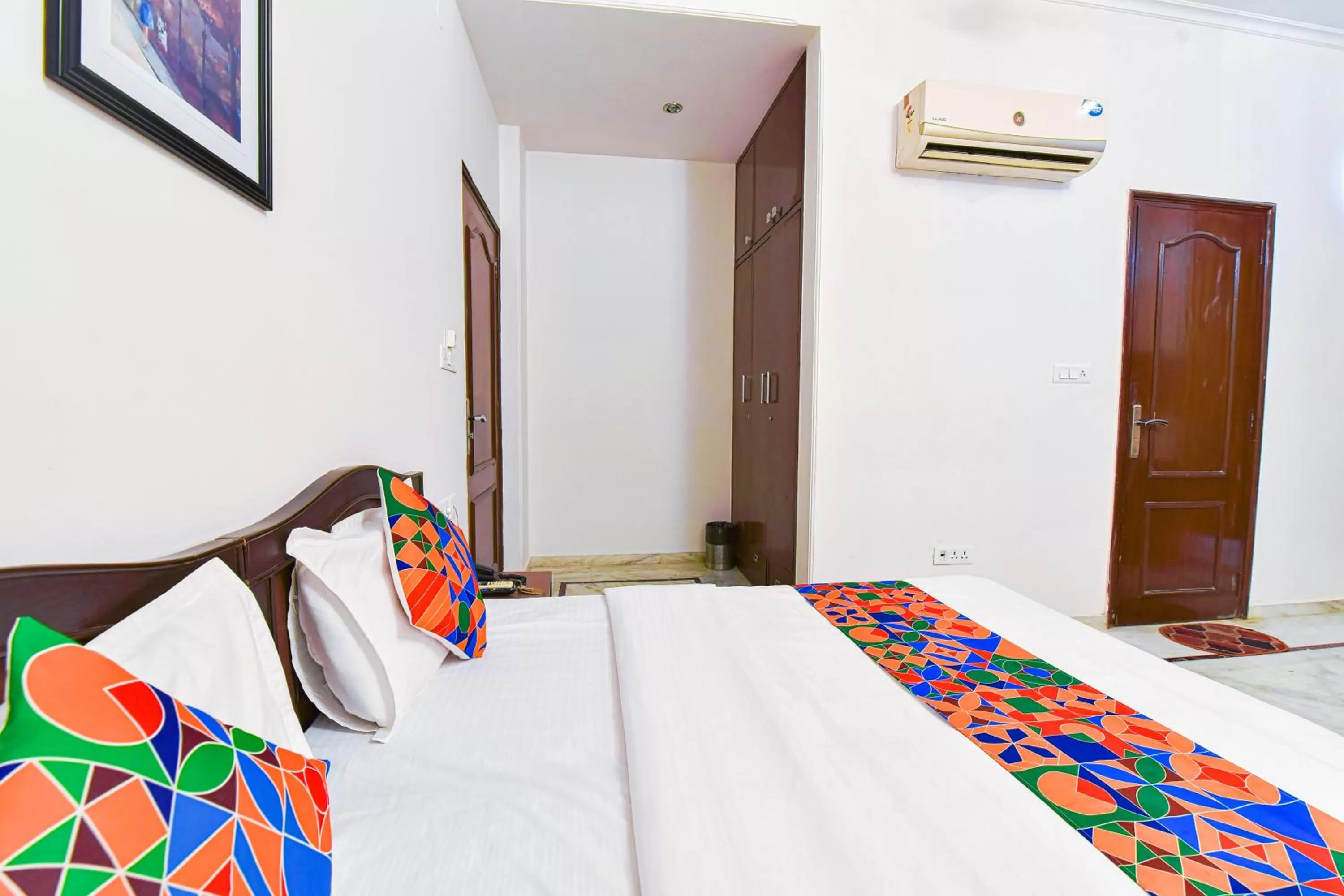 Bedroom, Bed in FabHotel Gitanjali