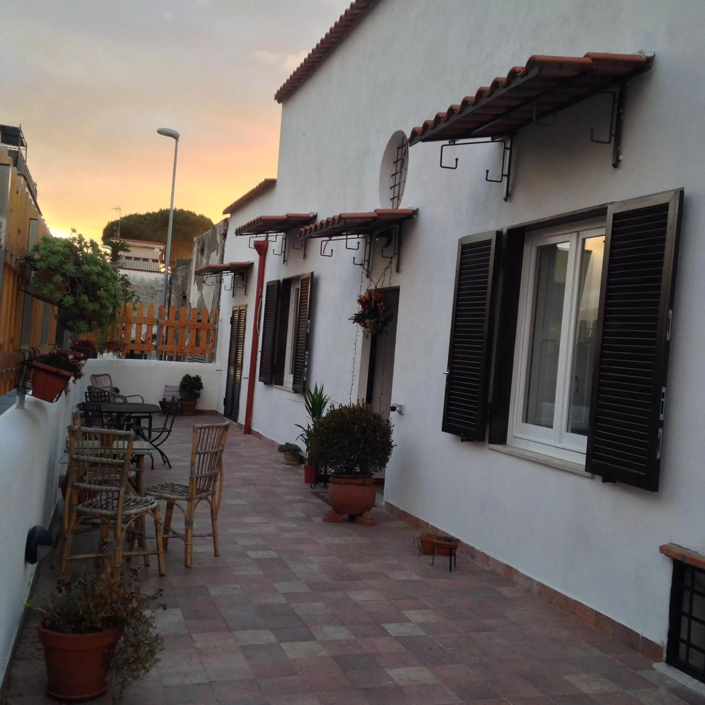 Patio in B&B PompeiLog