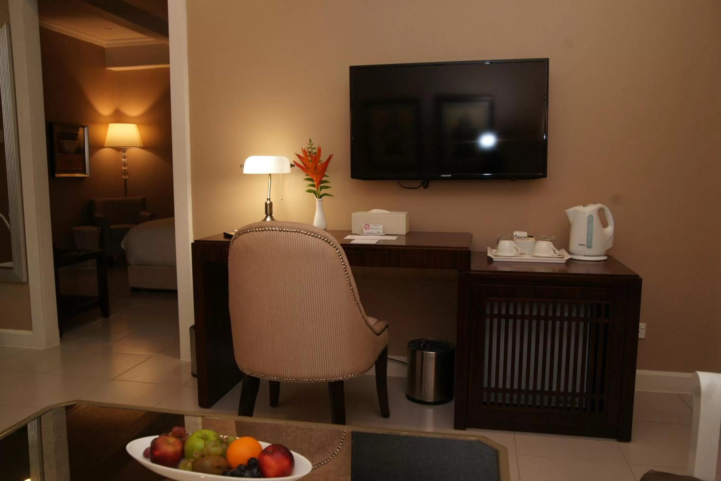 Deluxe Queen Suite in Hotel Morobe