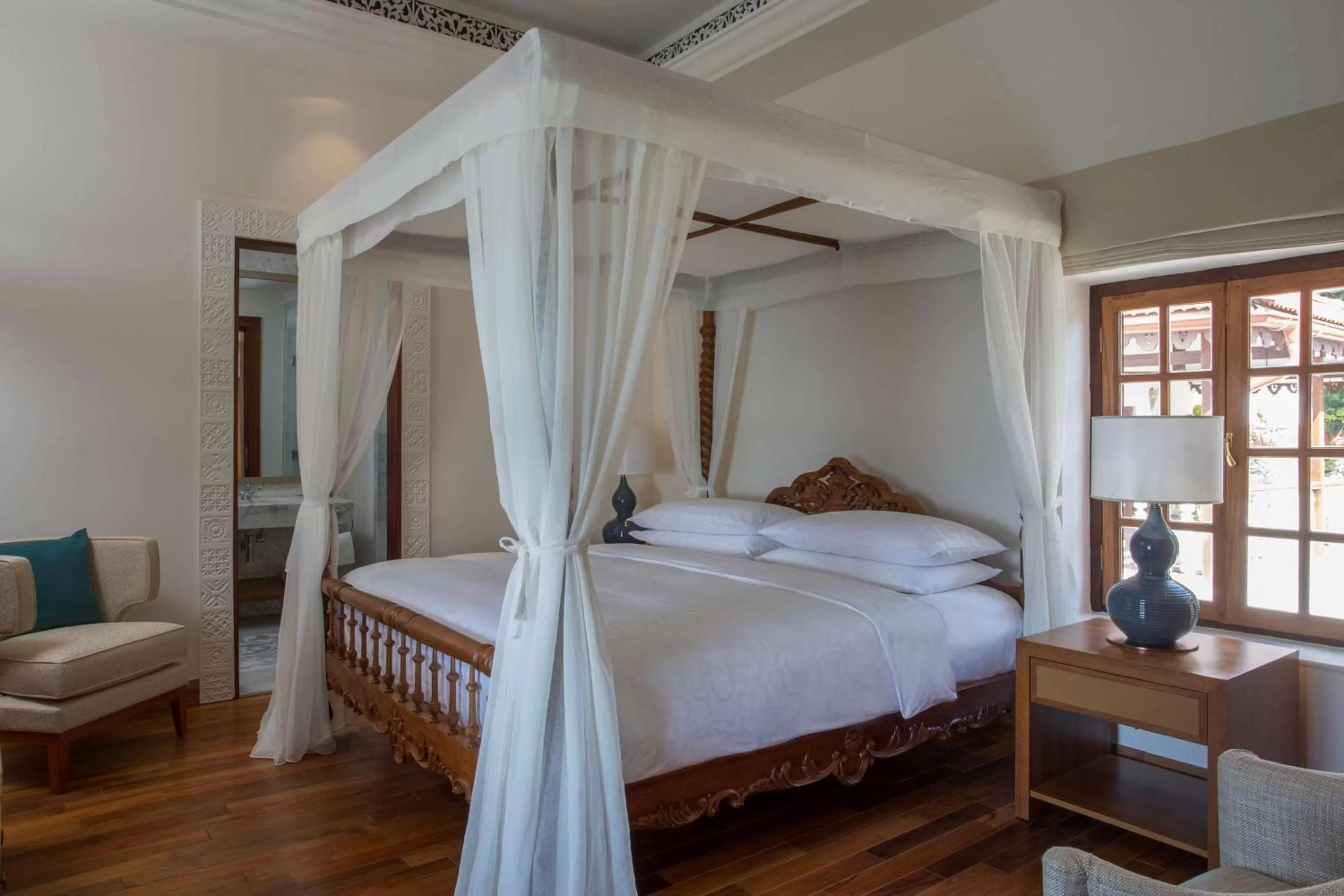 Photo of the whole room, Bed in Park Hyatt Zanzibar