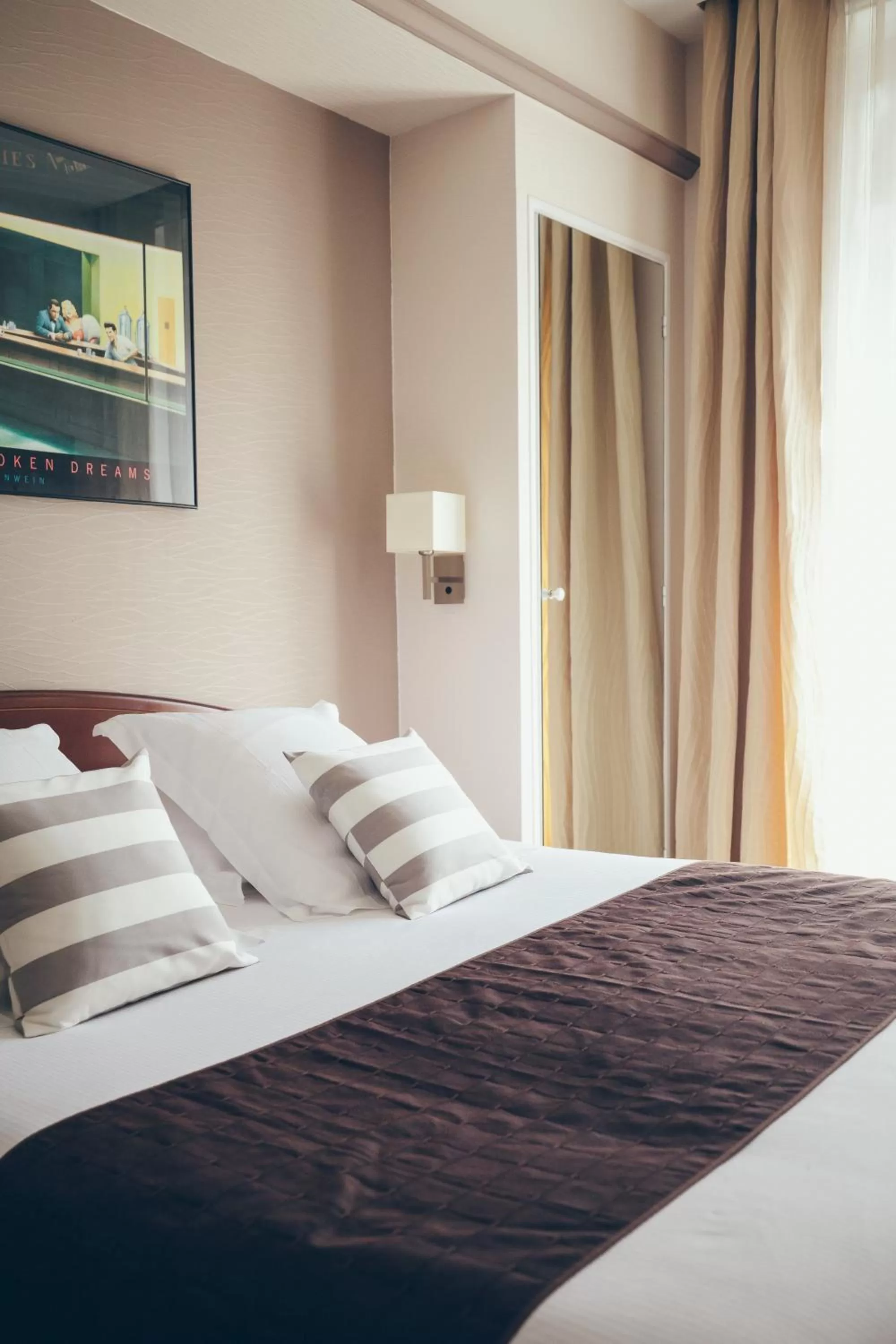 Bedroom, Bed in Excelsior Opera