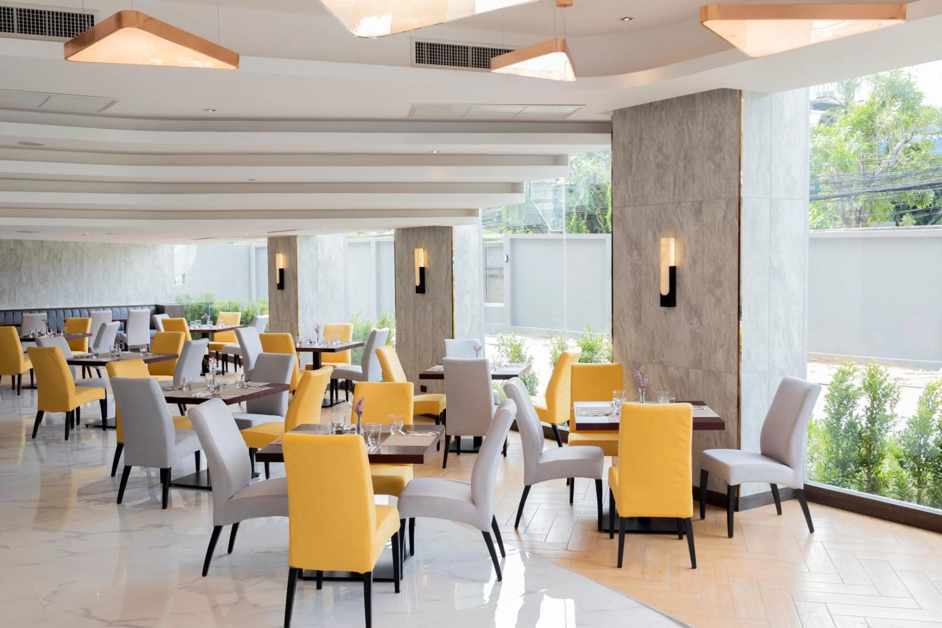 Restaurant/places to eat in Best Western Nada Don Mueang Airport hotel