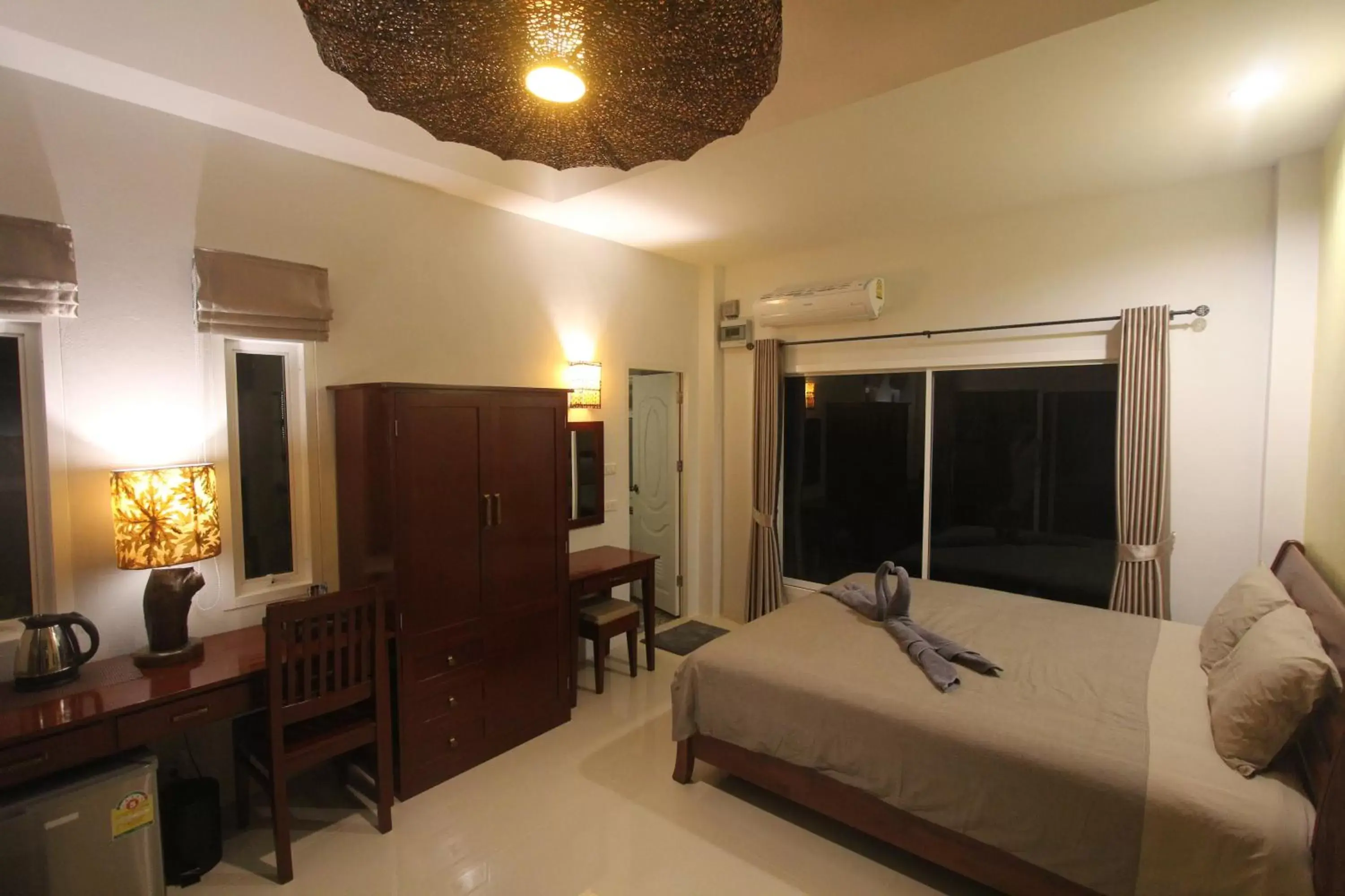 Deluxe Bungalow in Serenity Resort Koh Chang Deluxe Bungalow in Serenity Resort Koh Chang