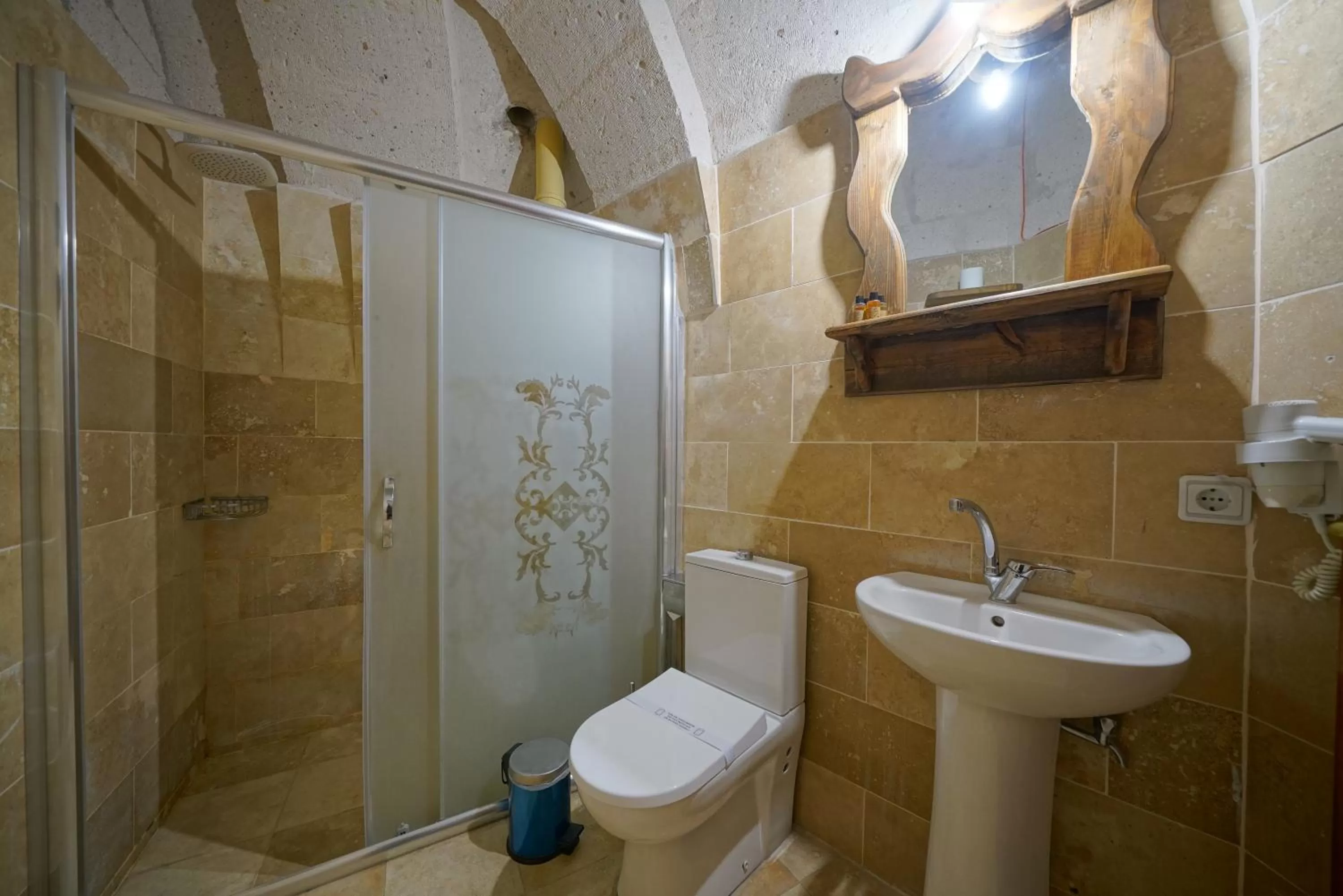 Bathroom in Arch Palace
