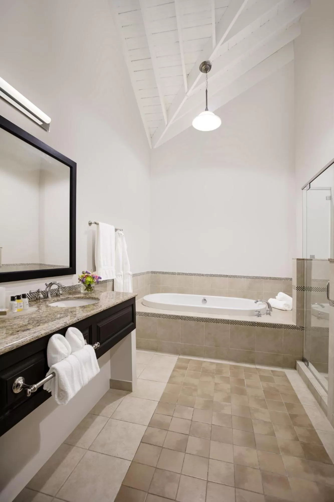 Bedroom in The Cliff Hotel