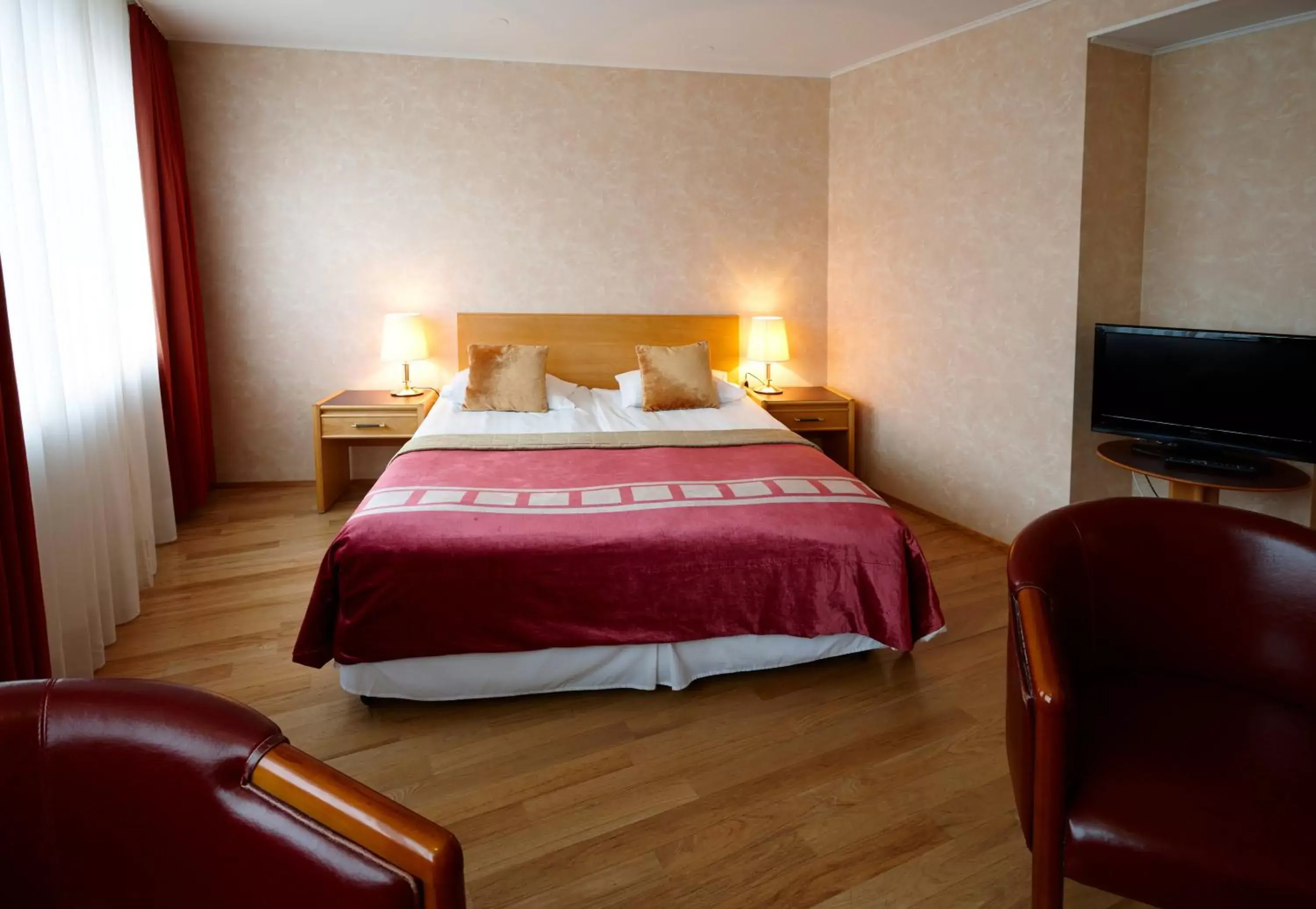 Family Room (2 Adults + 2 Children) in Fosshotel Rauðará Family Room (2 Adults + 2 Children) in Fosshotel Rauðará