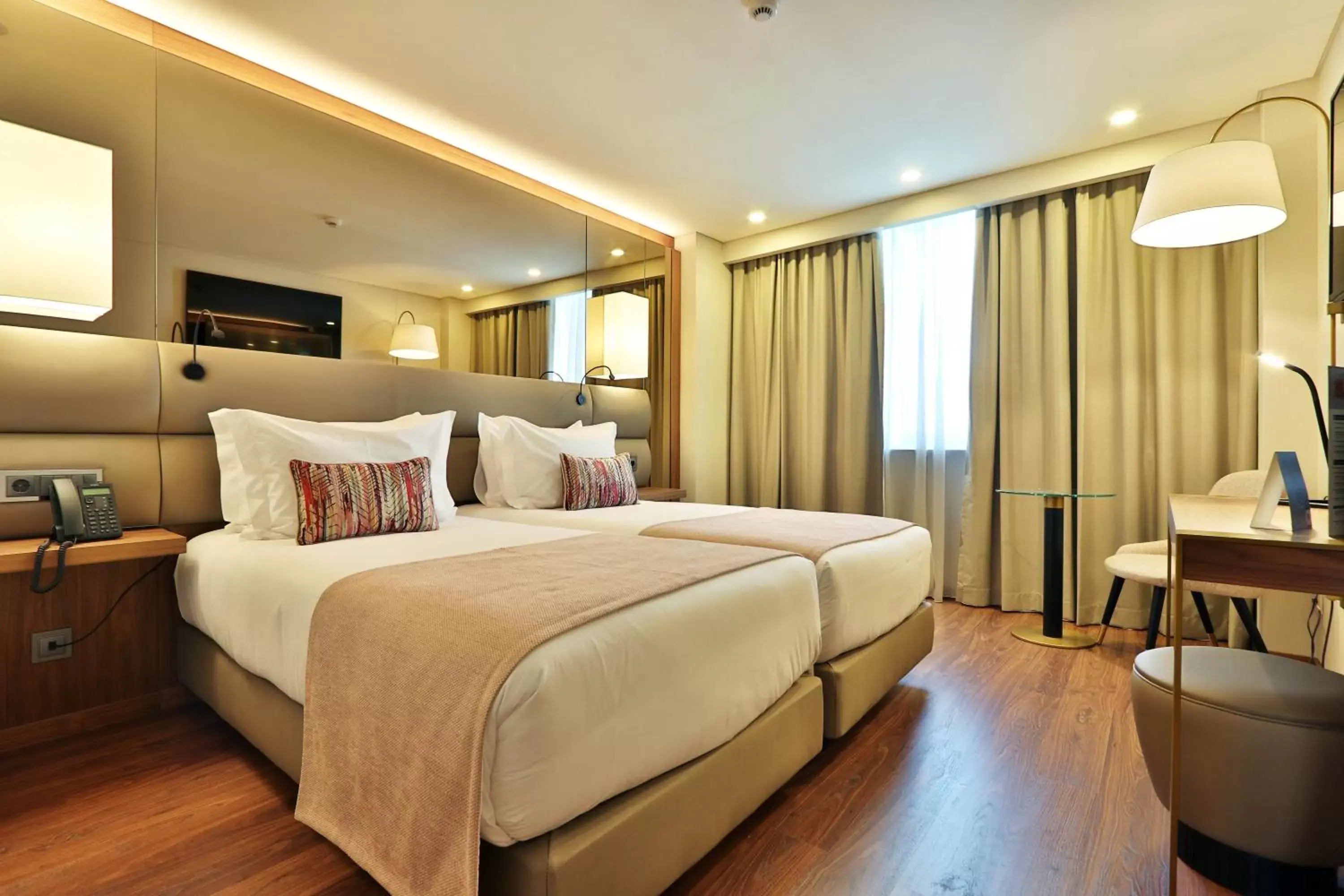 Special Offer - Superior Twin Room in TURIM Ibéria Hotel Special Offer - Superior Twin Room in TURIM Ibéria Hotel