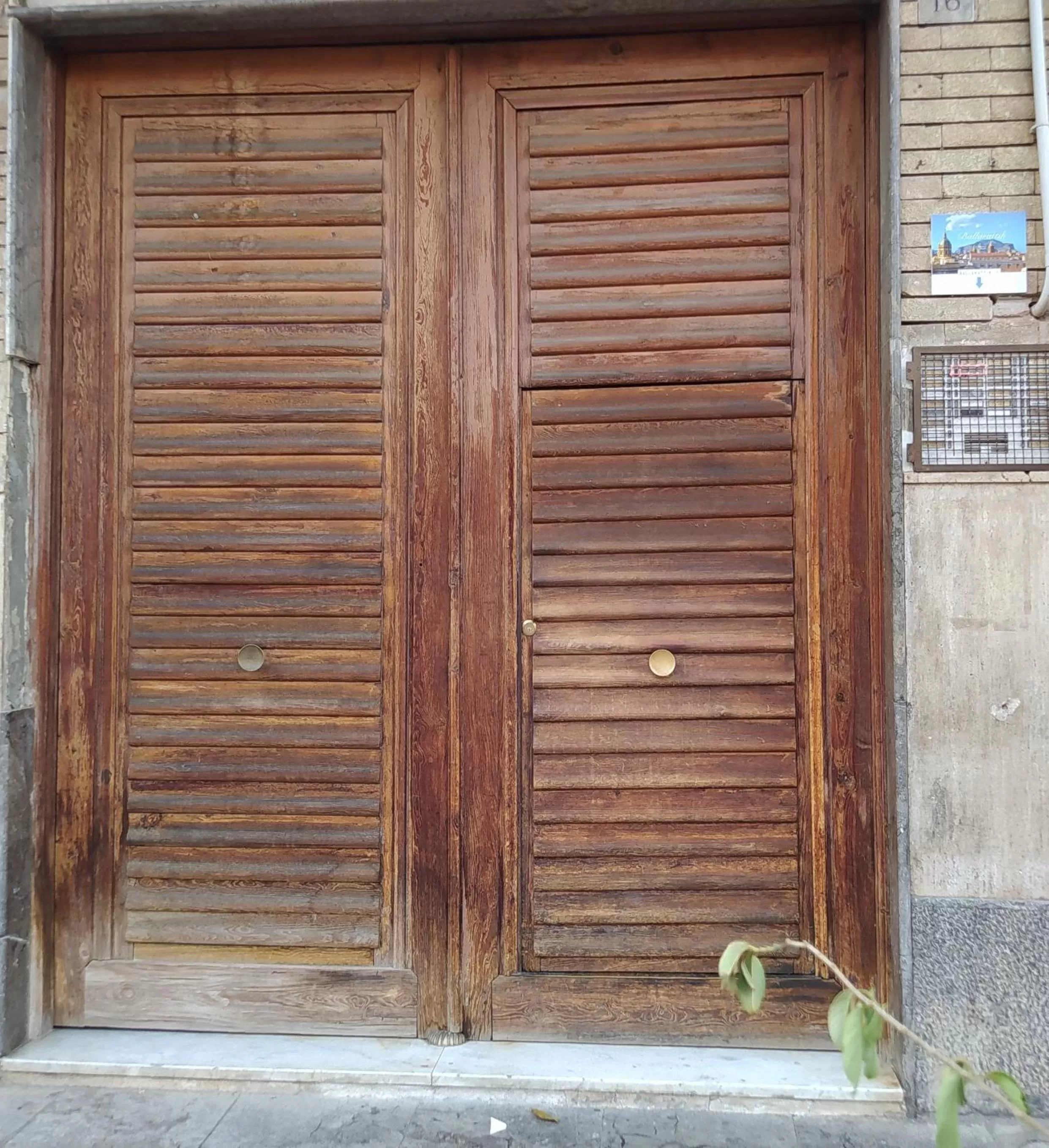 Property building in B&b Ballarattik