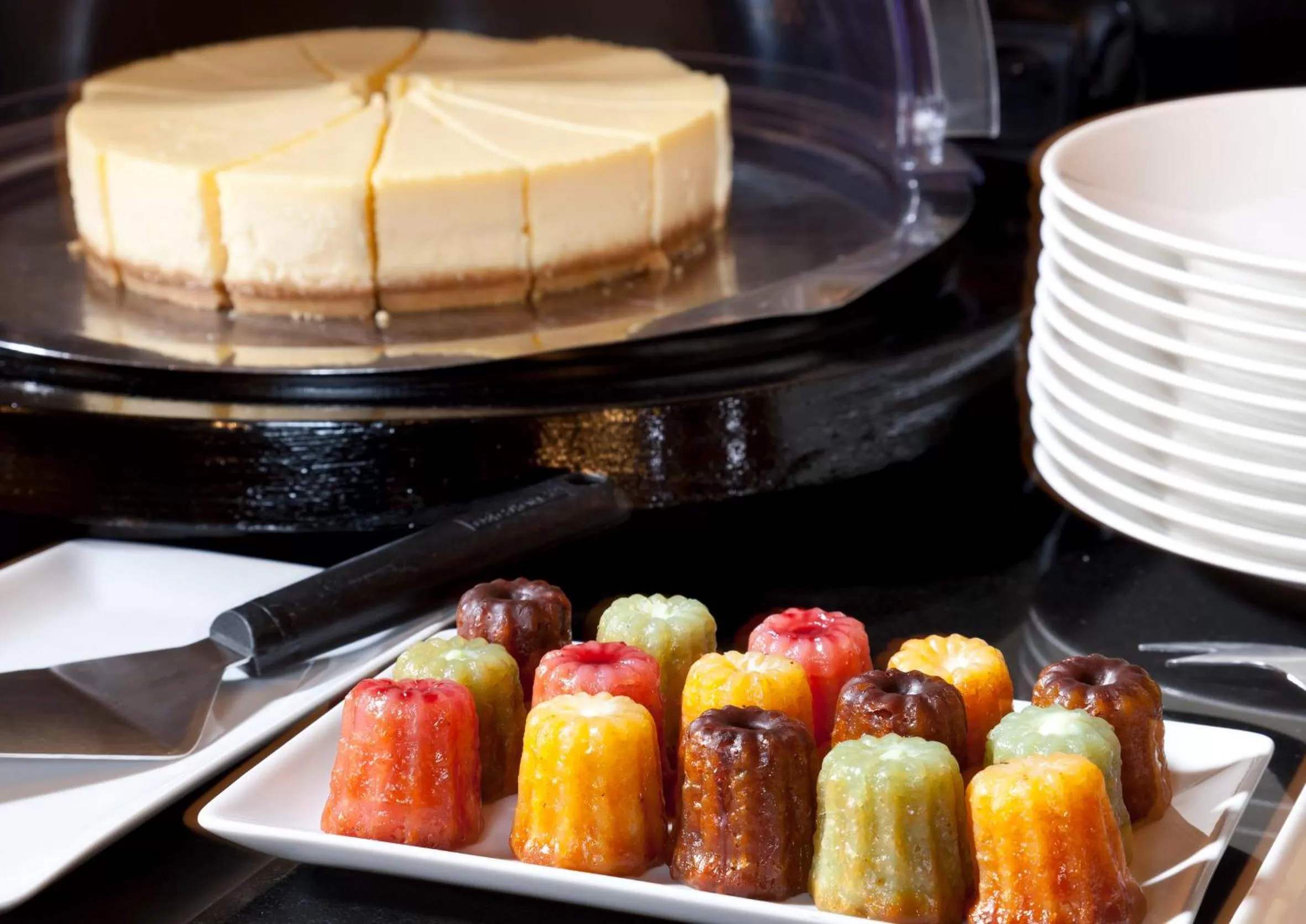 Restaurant/places to eat in Grand Hotel Saint Michel