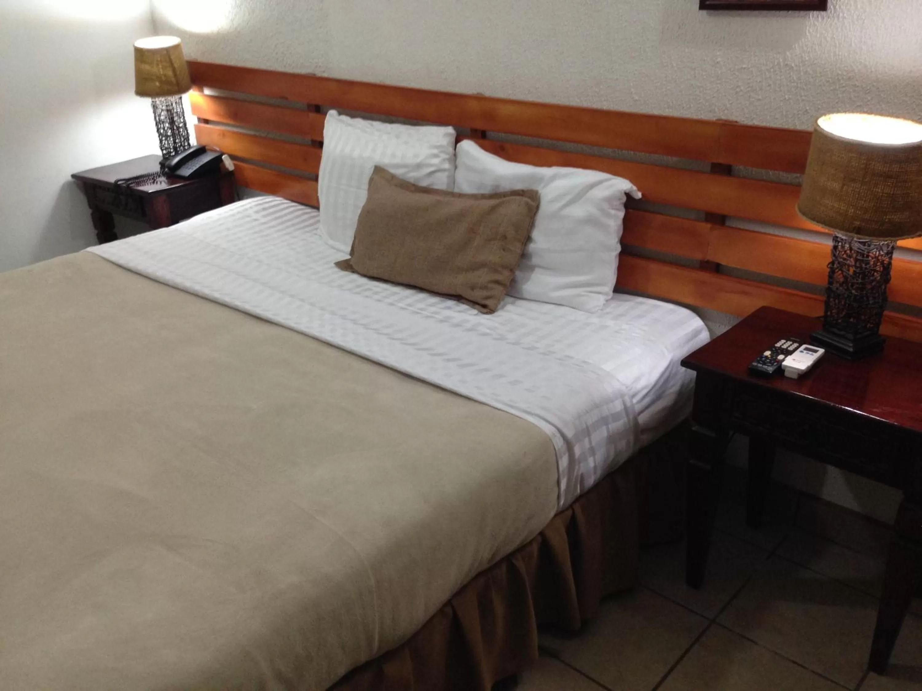 Bedroom, Bed in Hotel Mozonte