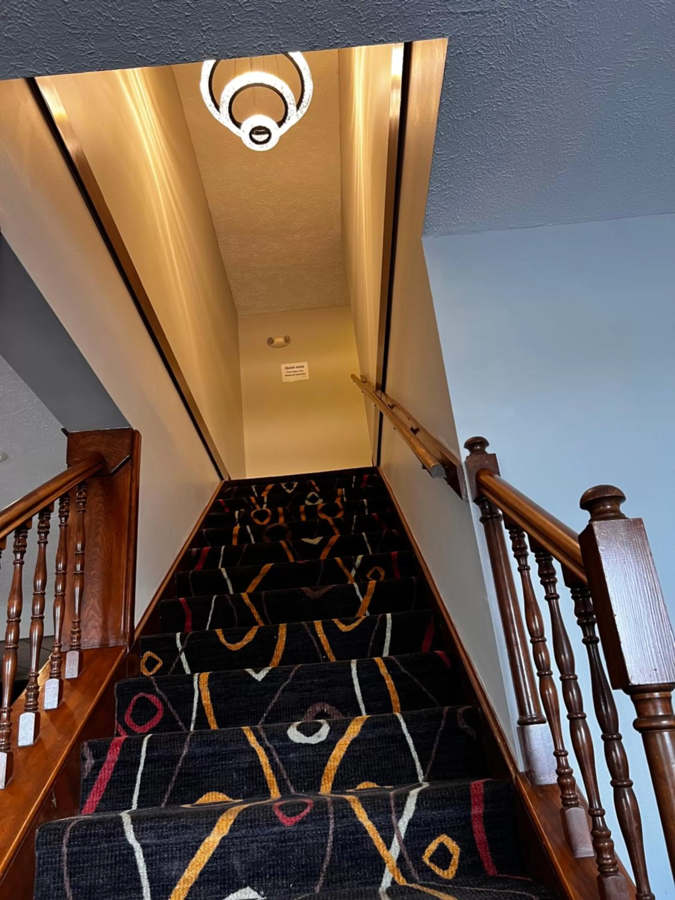 Sky Lodge Inn & Suites - Delavan