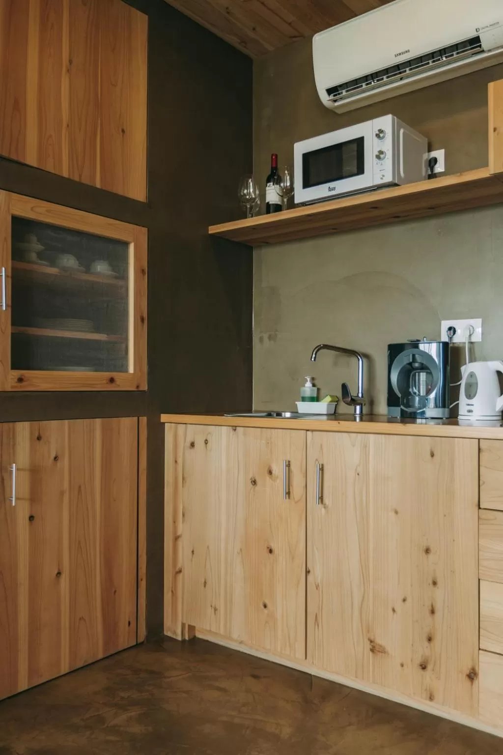 Coffee/tea facilities in Santa Barbara Eco-Beach Resort