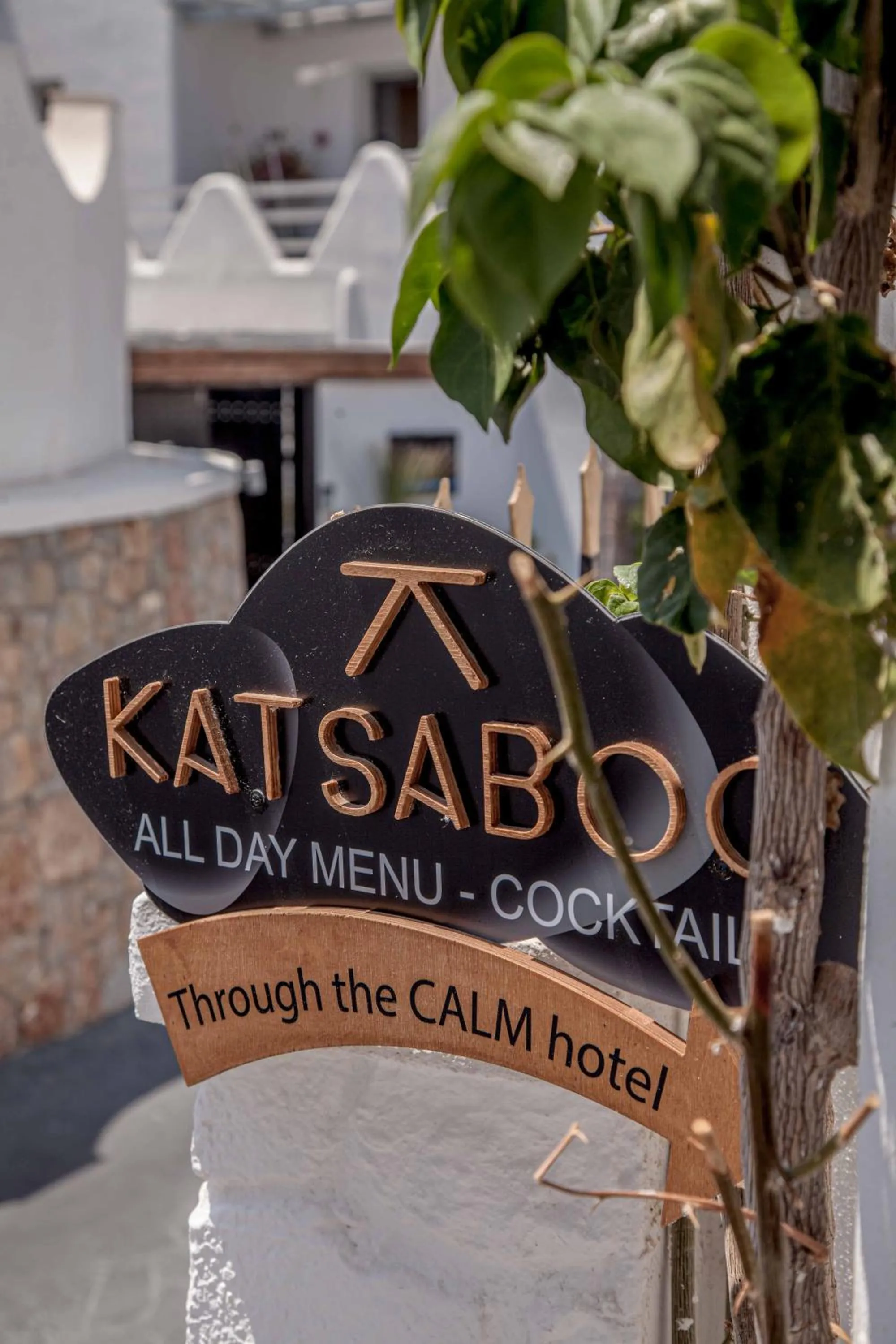 Restaurant/places to eat in San Marino Suites by Calm Collection