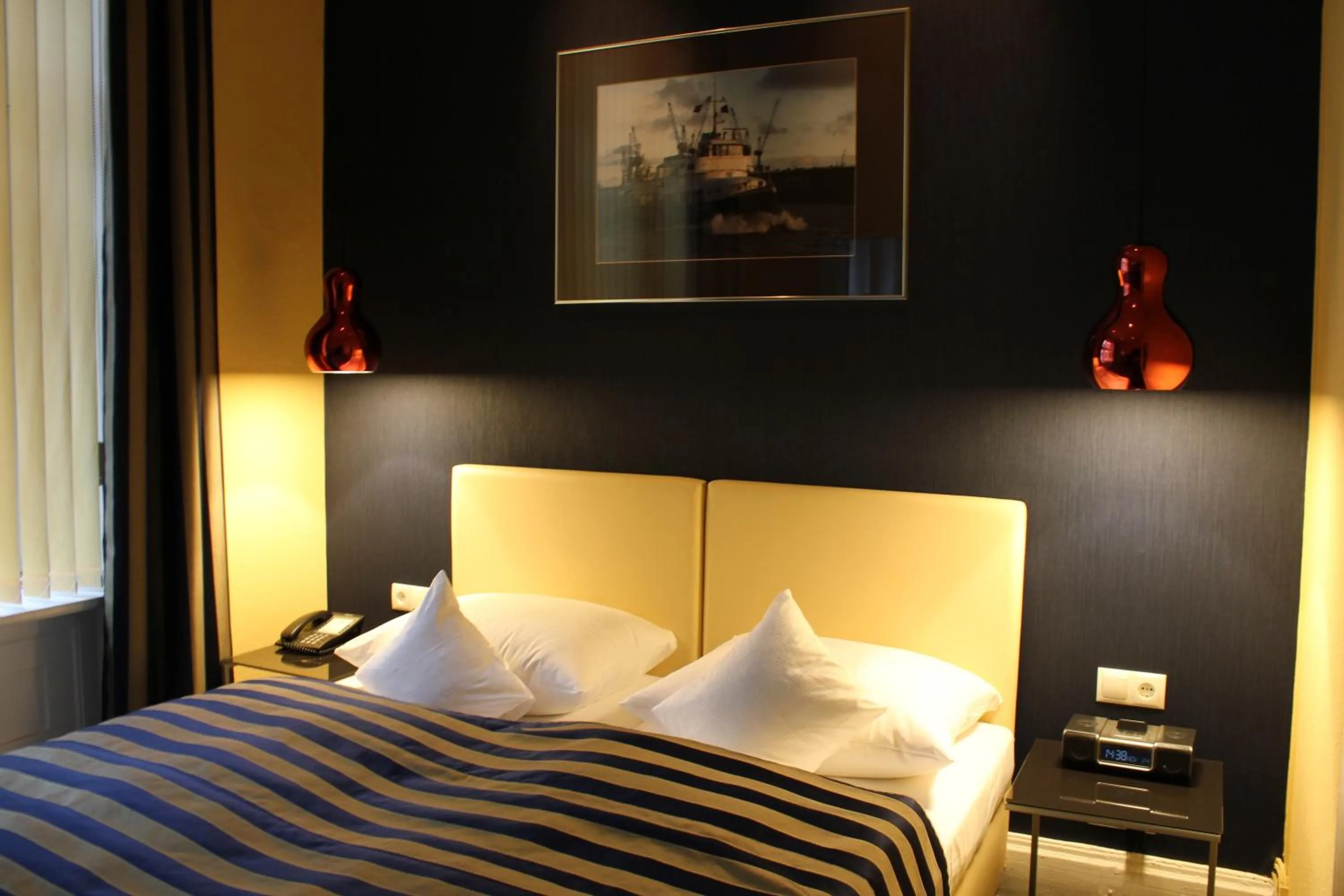 Bed in Hotel Wagner im Dammtorpalais