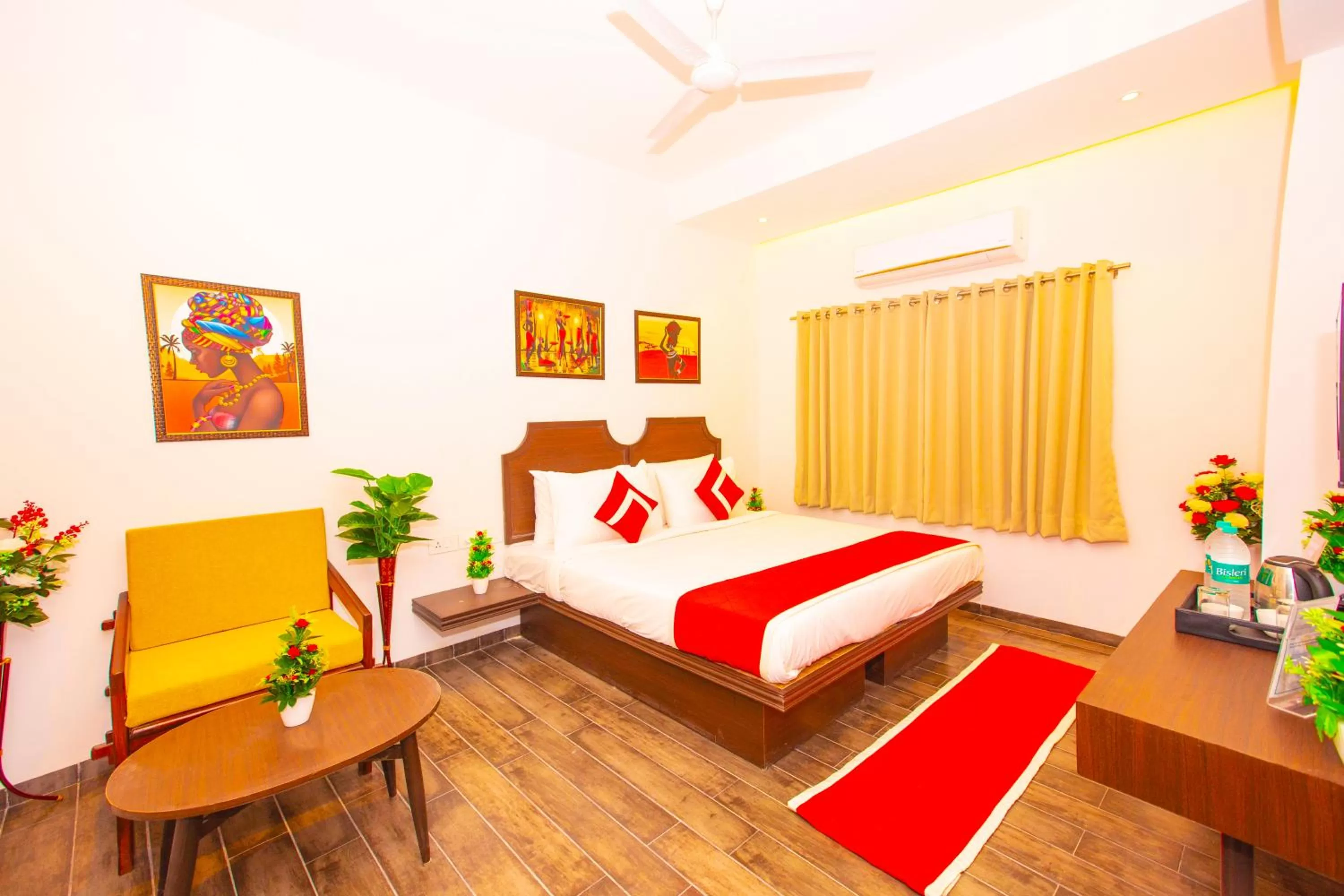 Photo of the whole room in Octave Parkland Suites