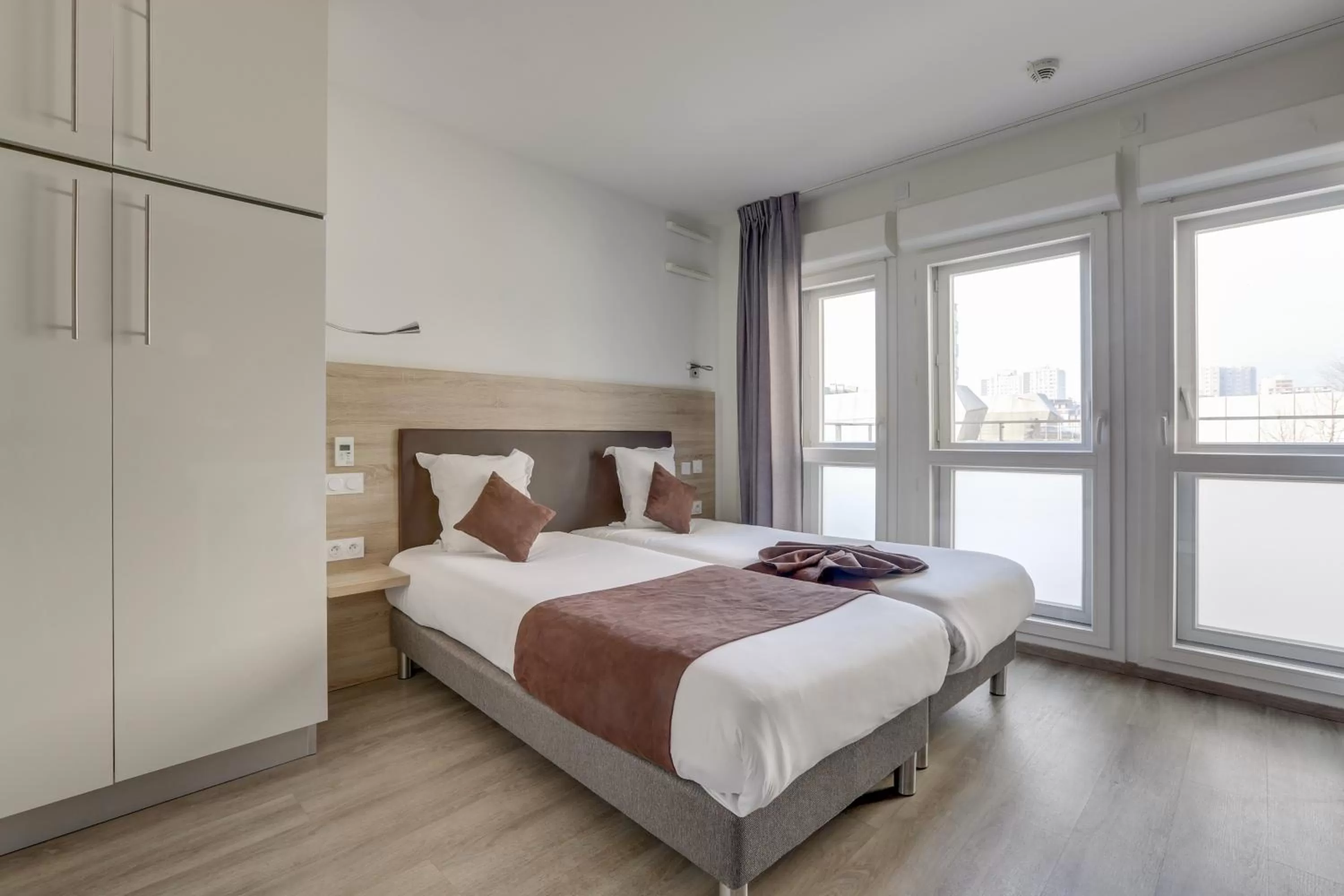 Bed in All Suites Appart Hôtel - Choisy-le-Roi