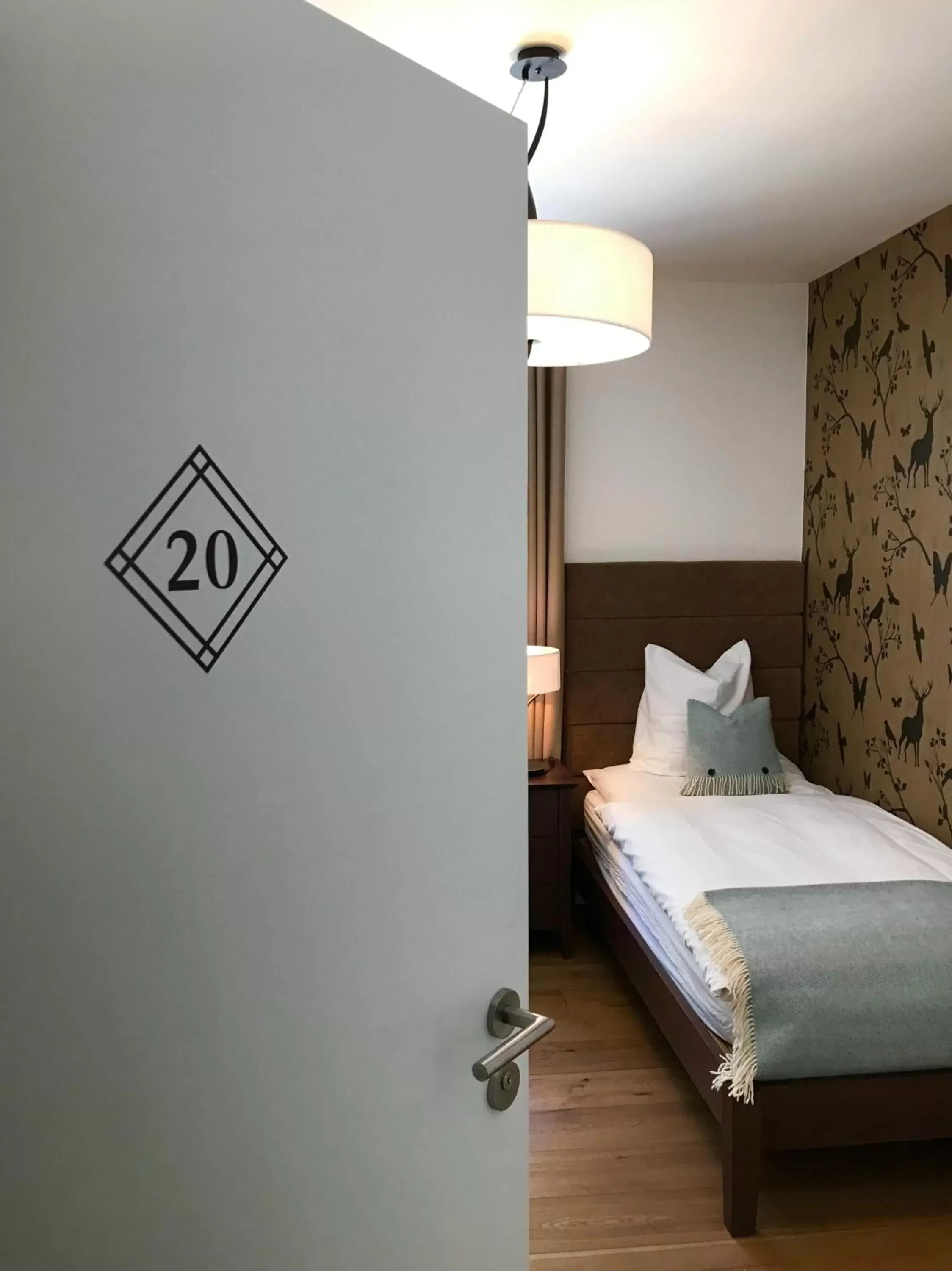 Standard Single Room in Boutique-Hotel Garni Bellevue Davos Wiesen Standard Single Room in Boutique-Hotel Garni Bellevue Davos Wiesen