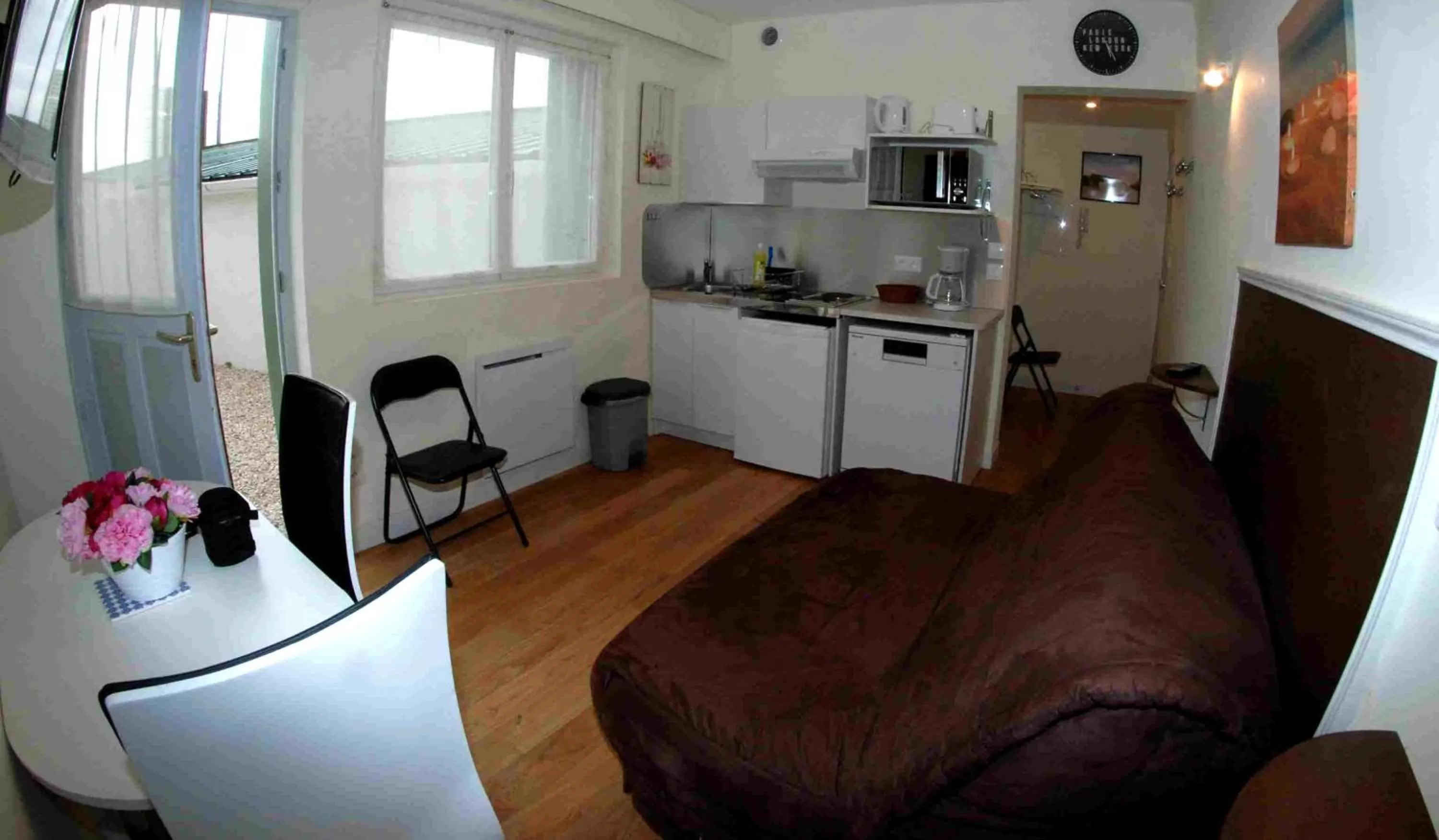 Kitchen/Kitchenette in Apparthotel Douai Gare