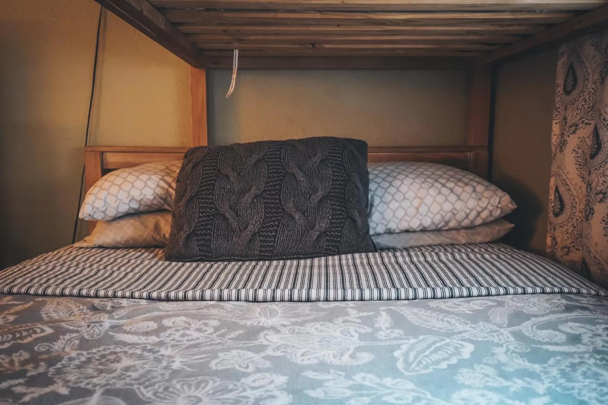 Bed in Hollywood Light Haven Lodge