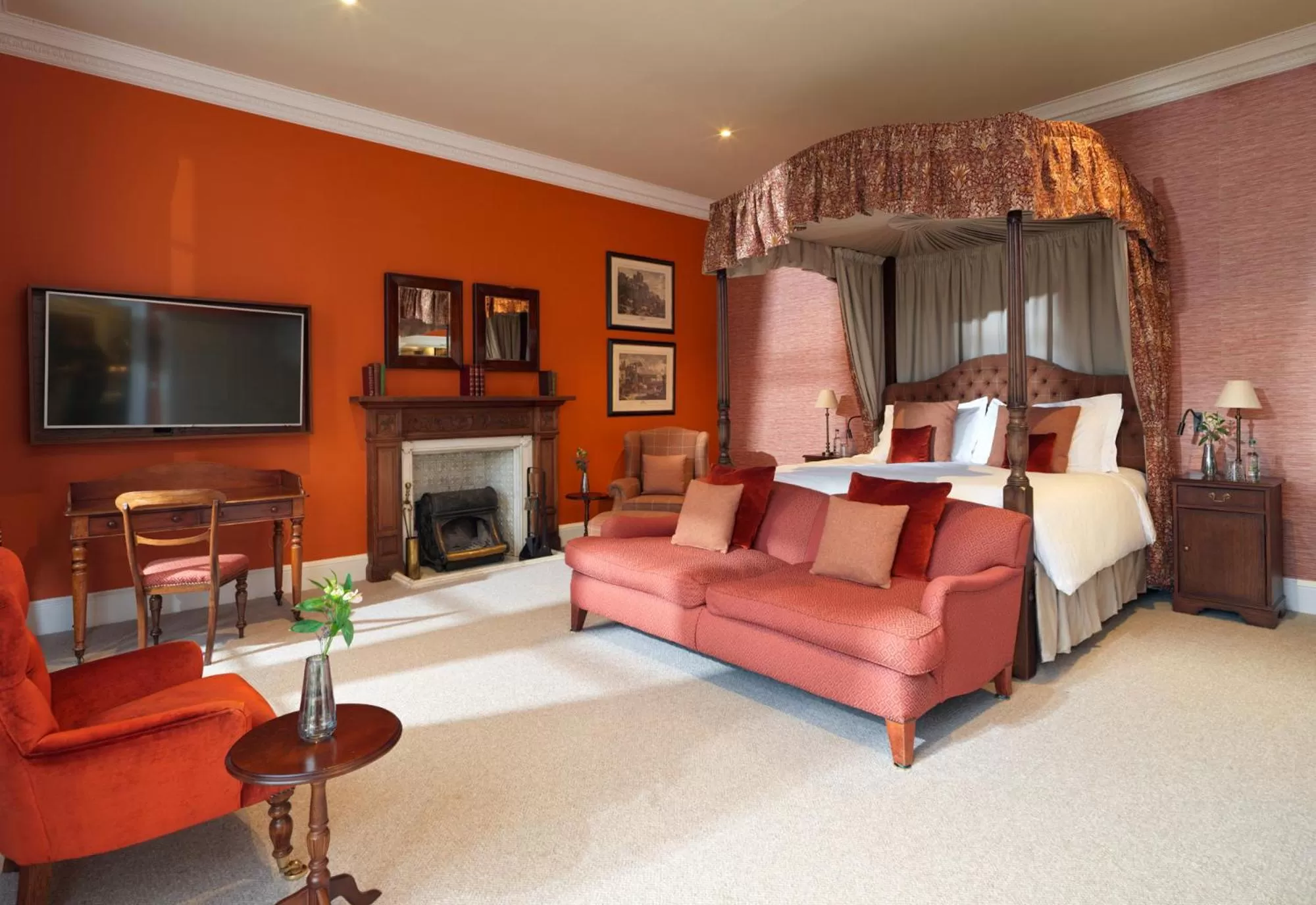 Bedroom, Bed in SCHLOSS Roxburghe, part of Destination by Hyatt