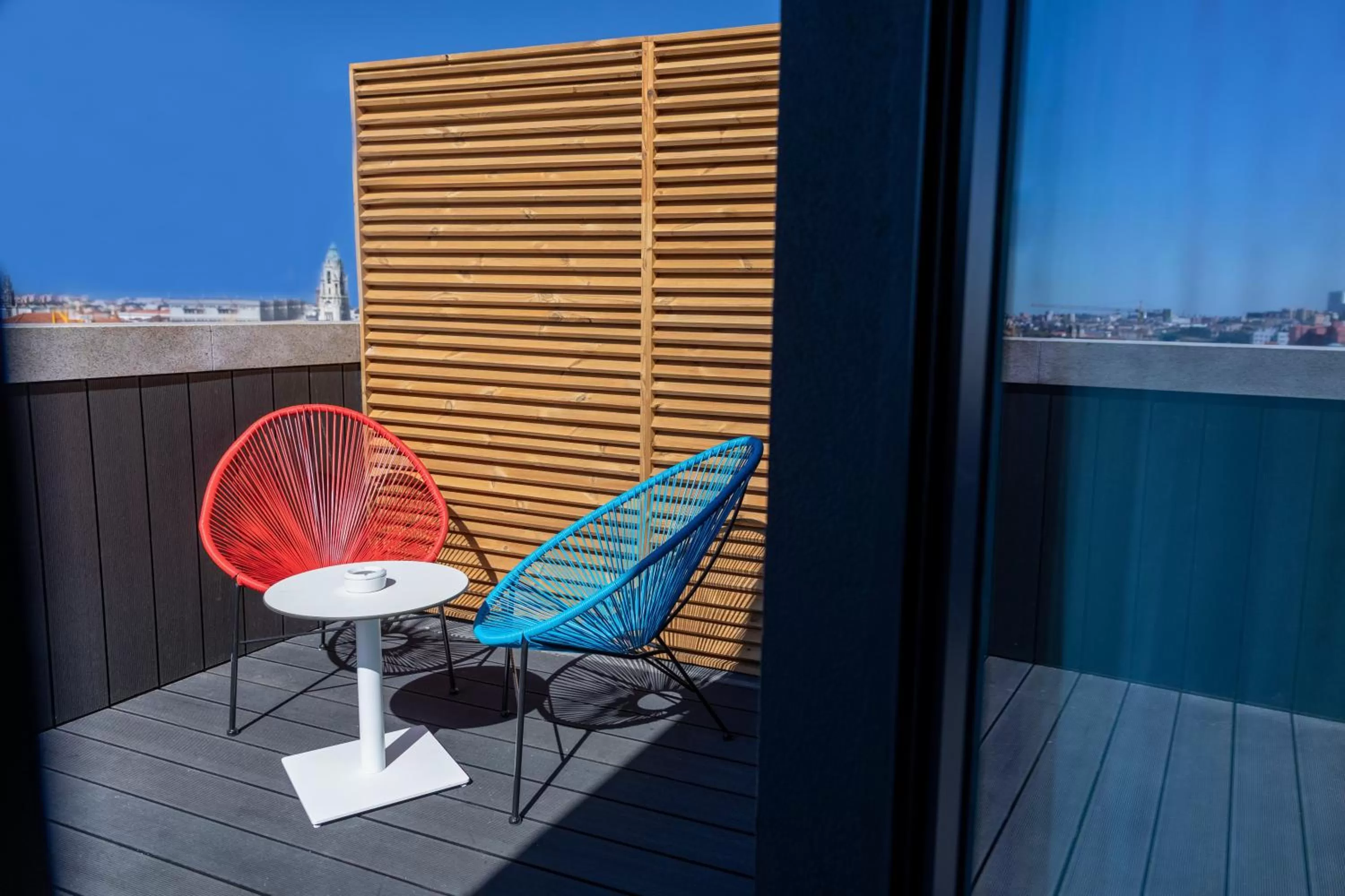 Lobby or reception in Holiday Inn Express Porto City Centre by IHG