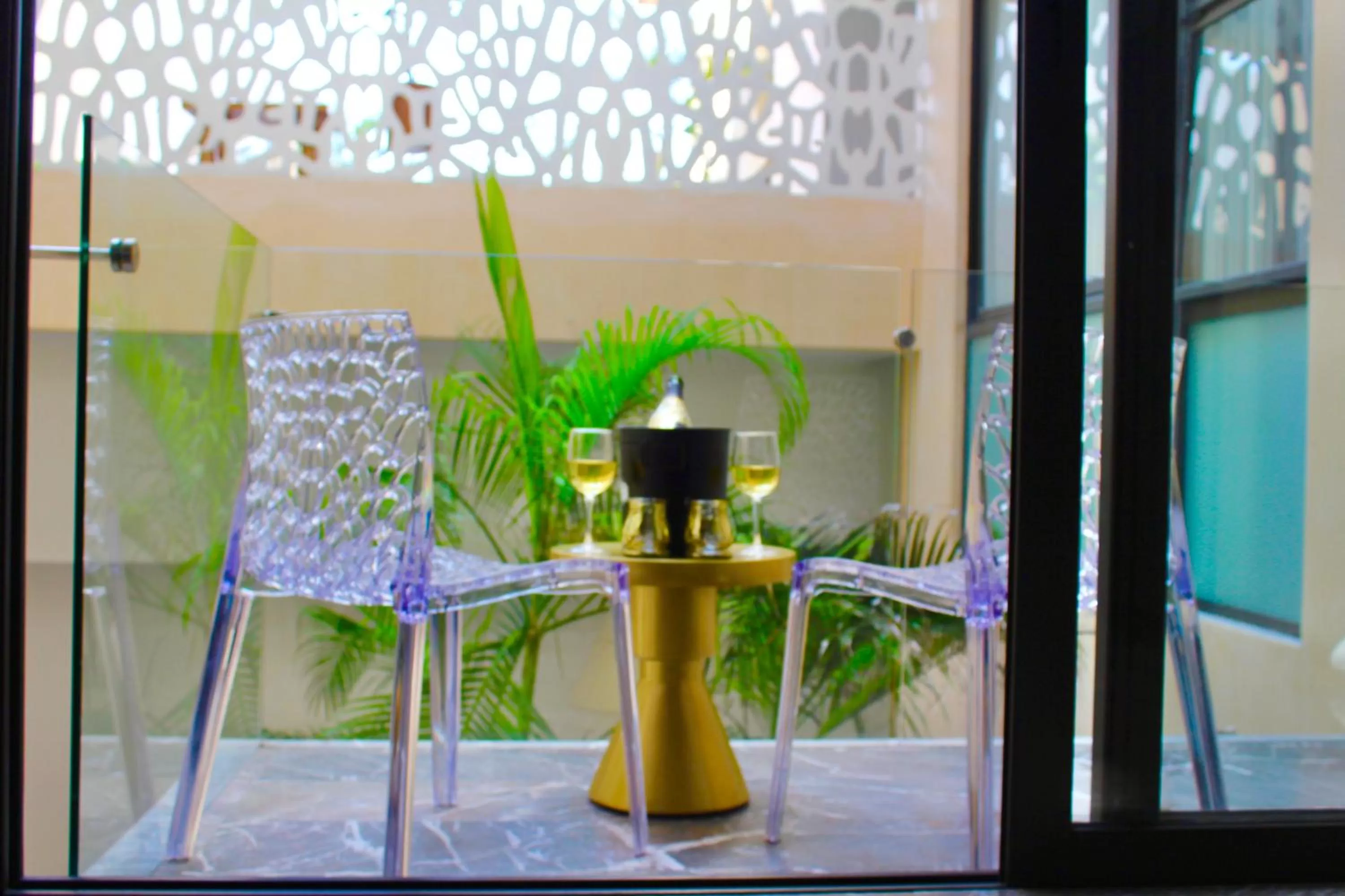 Balcony/Terrace in Singular Joy Vacation Rentals