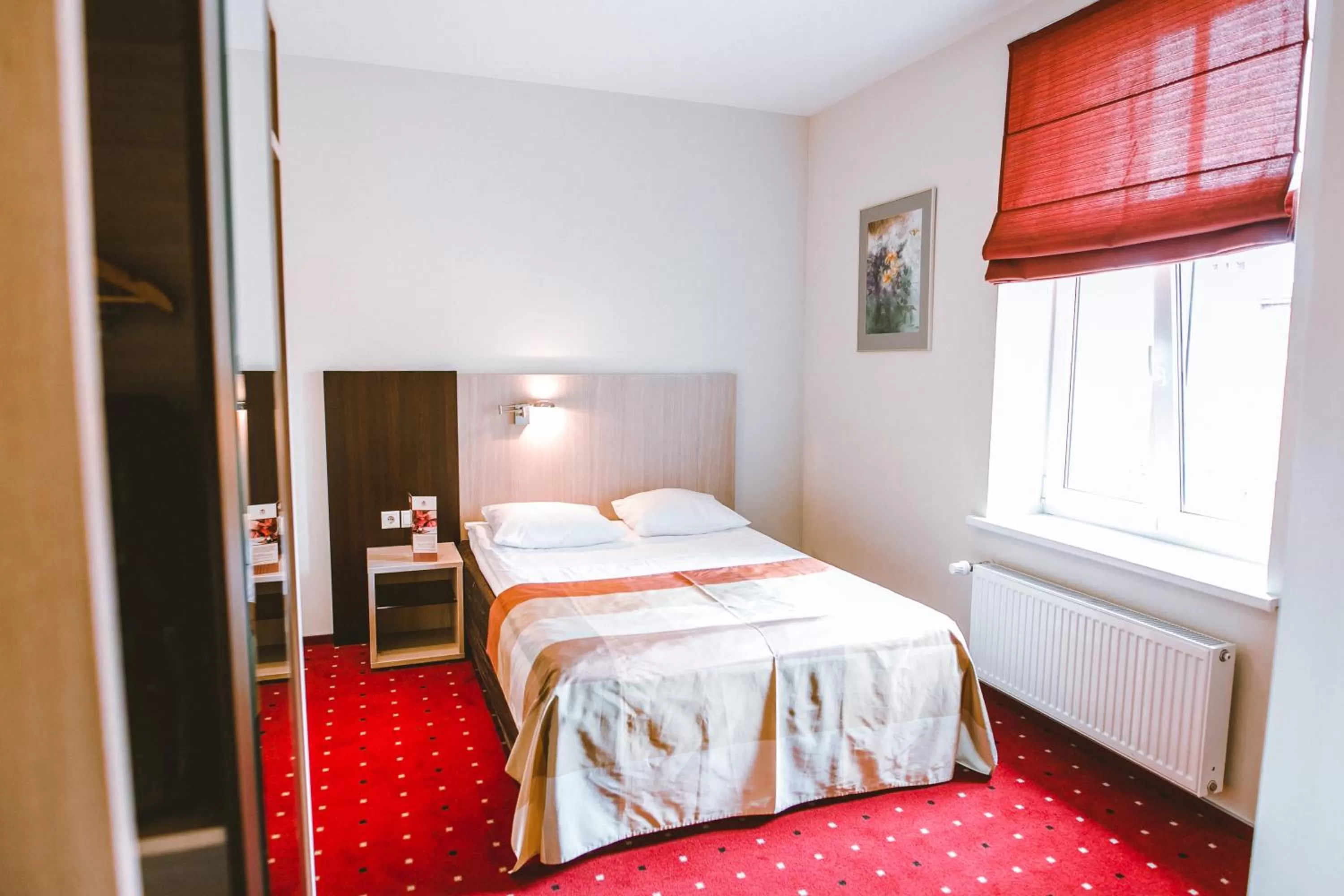 Bedroom, Bed in Hanza Hotel