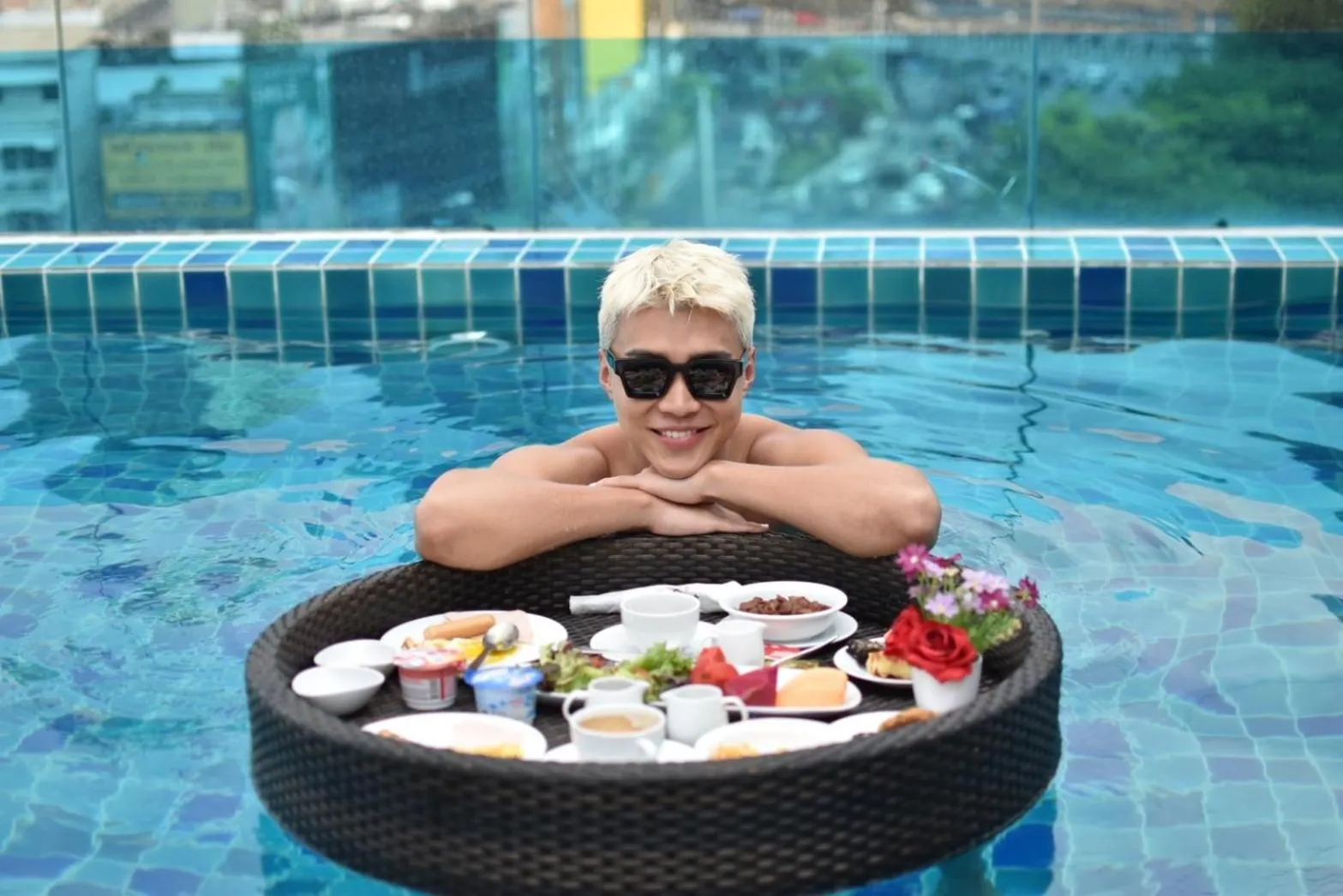 Swimming pool in Hotel Clover Asoke - SHA Extra Plus