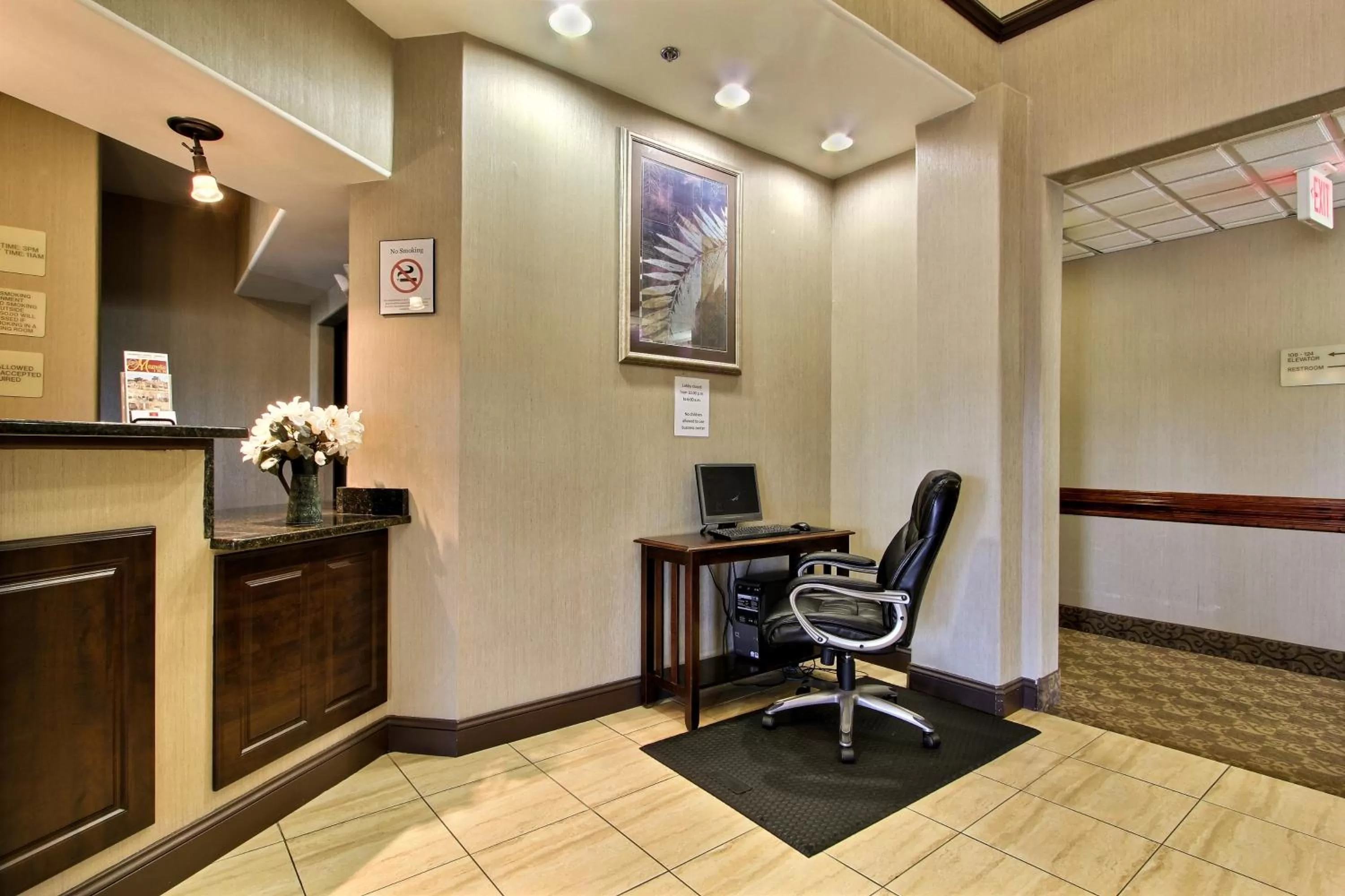 Business facilities in Magnolia Inn and Suites Pooler