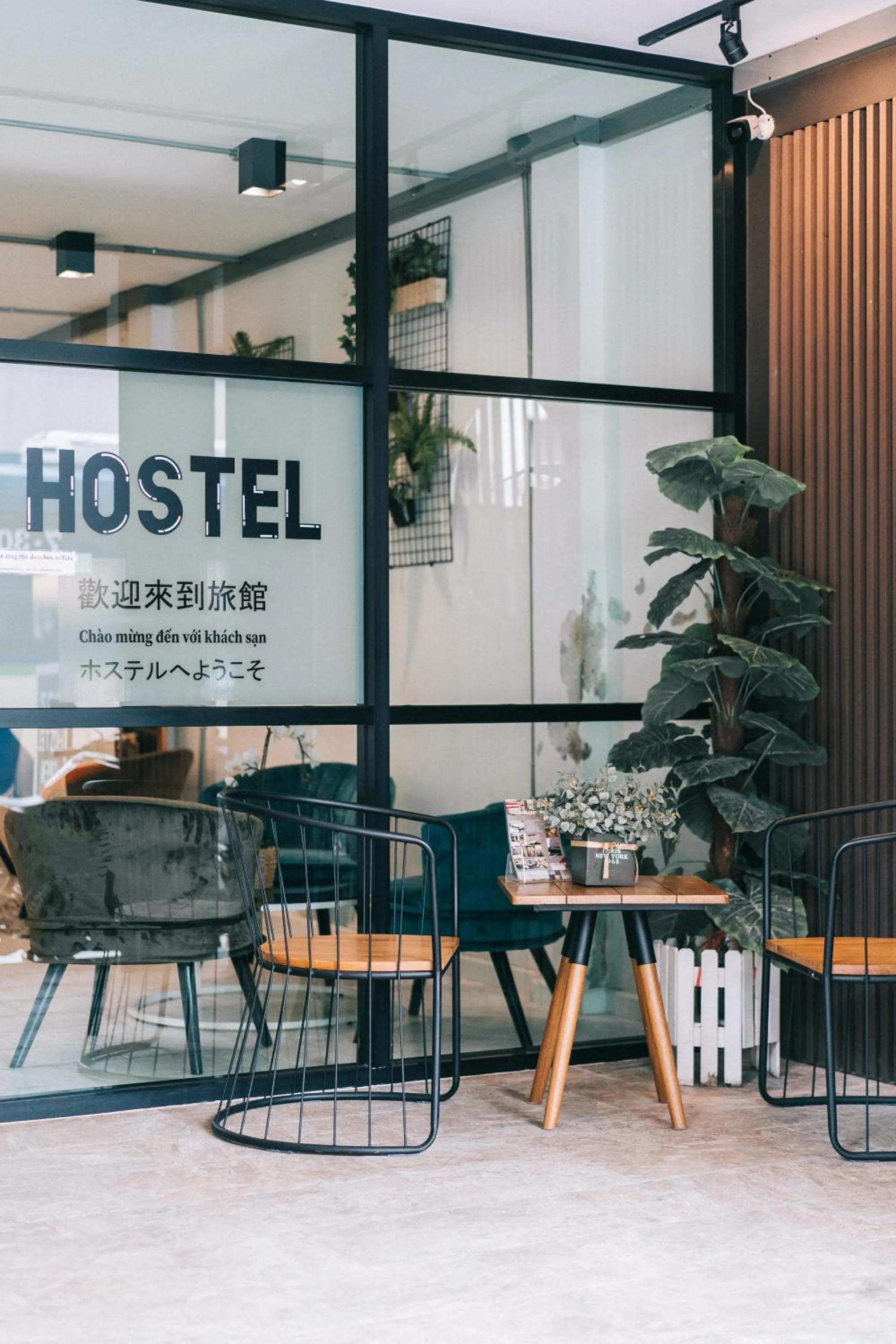 Facade/entrance in COZ Ratchathewi