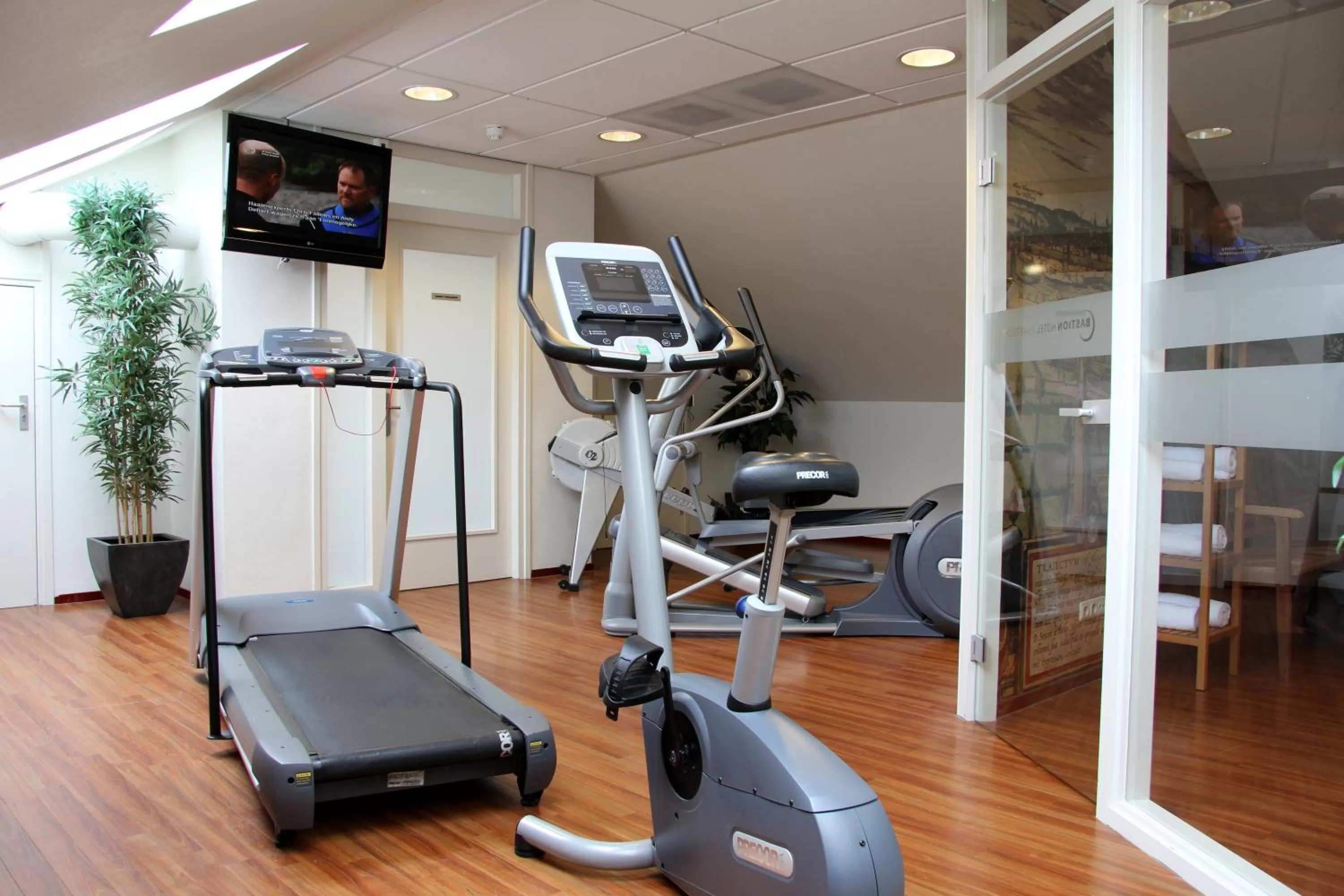 Fitness centre/facilities in Bastion Hotel Maastricht Centrum