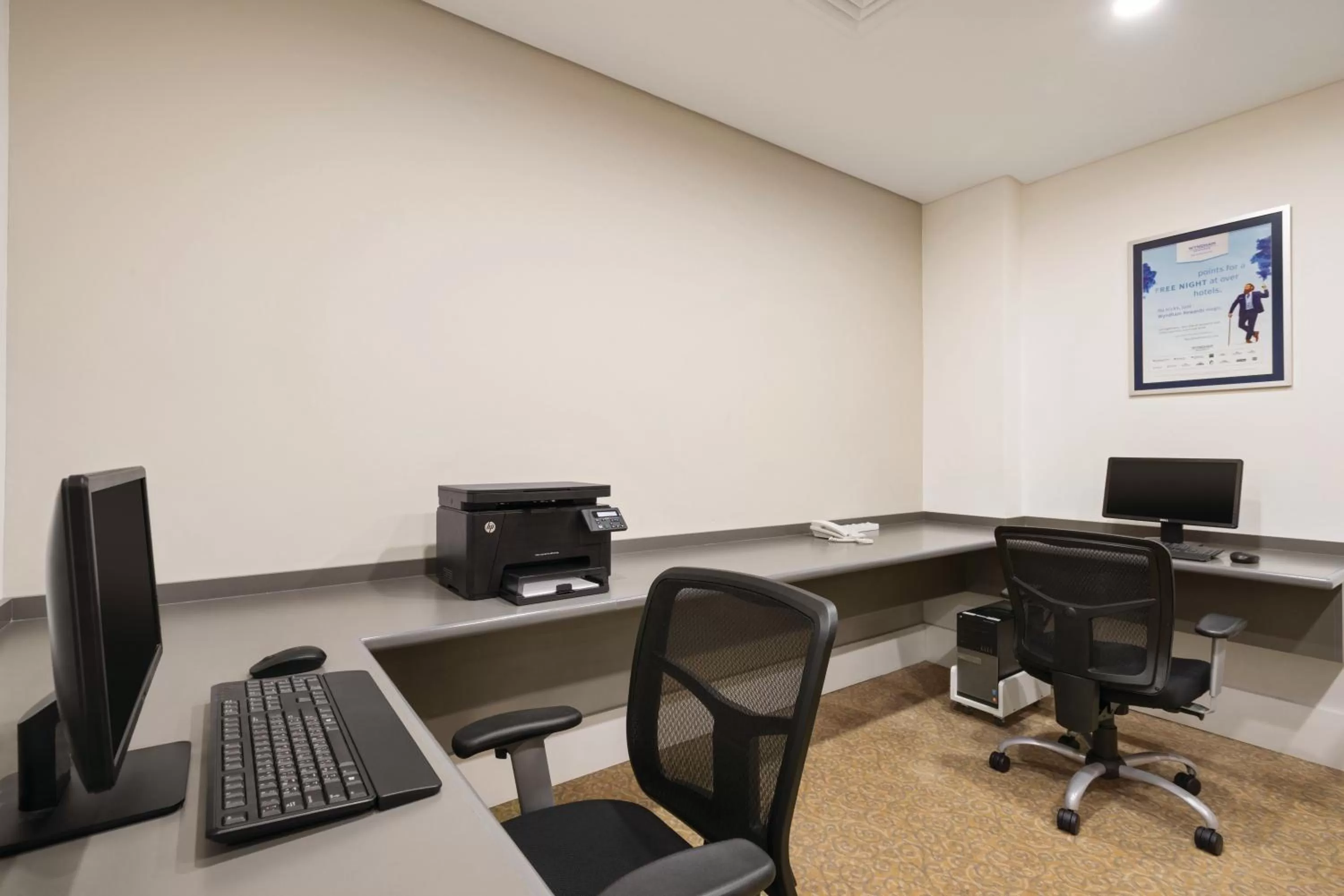 Business facilities in Ramada by Wyndham Bahrain