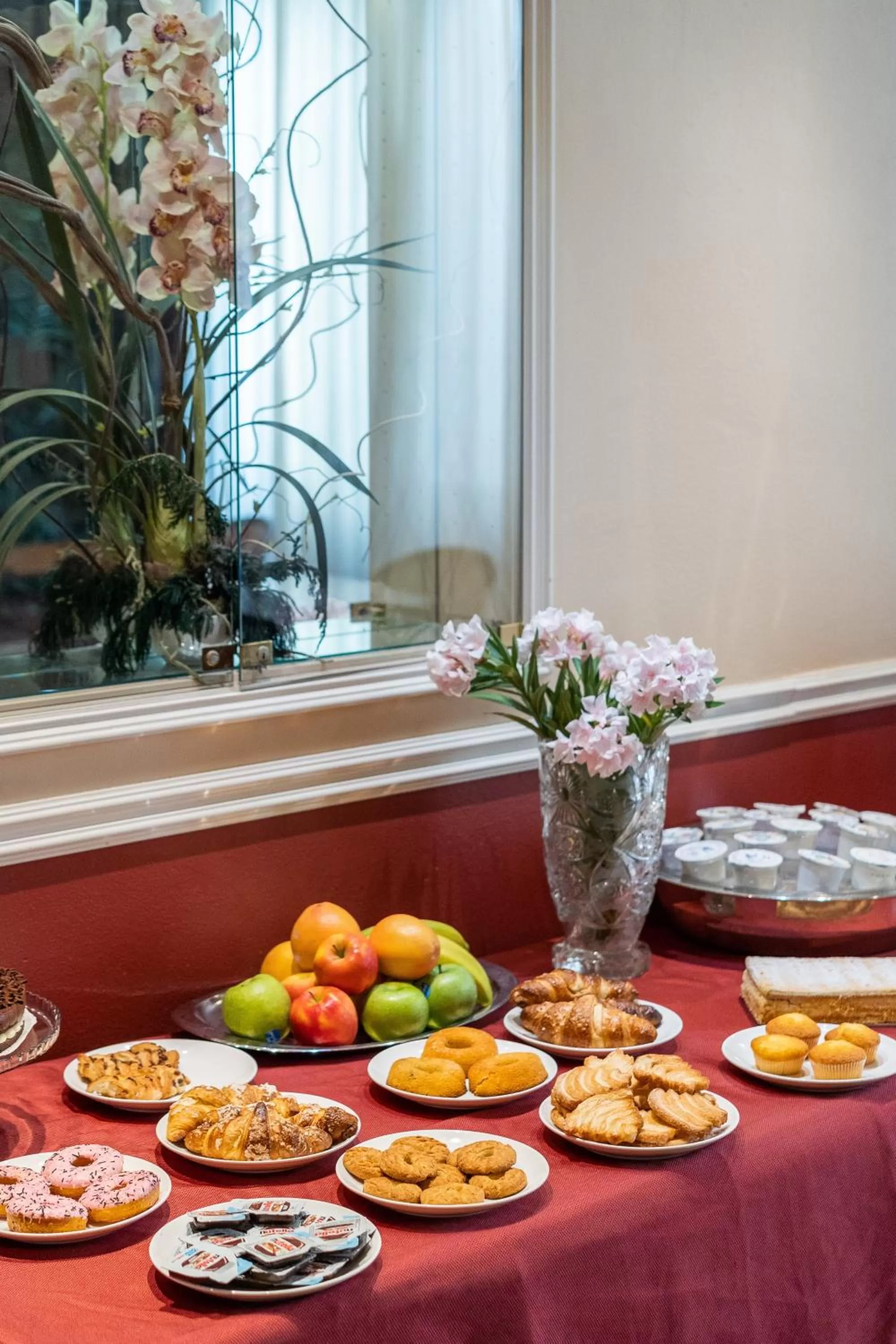 Breakfast in Hotel Garda