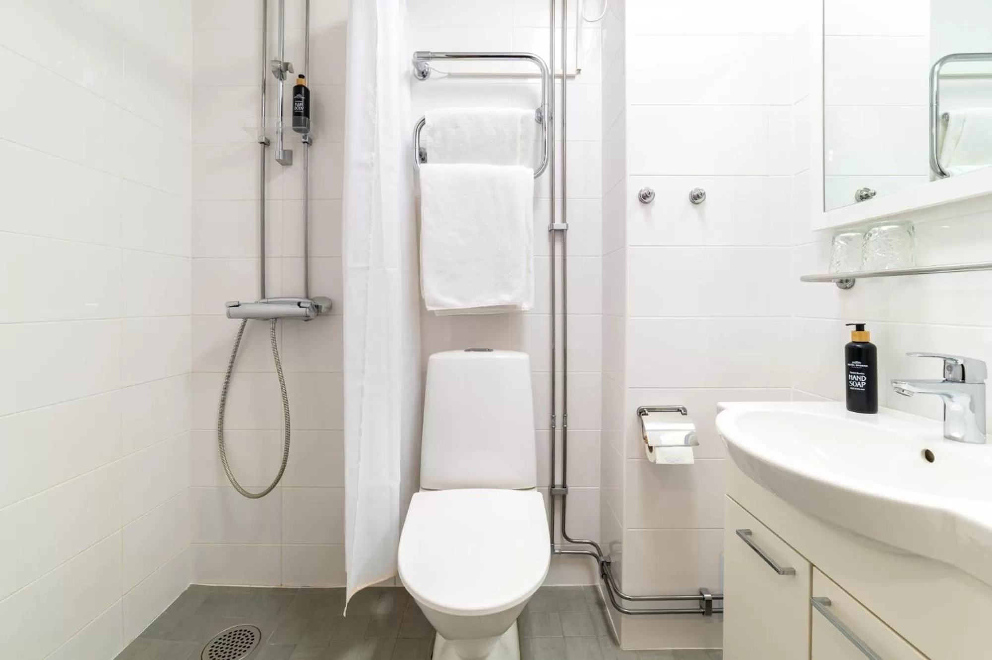 Shower in Hotel Sparre