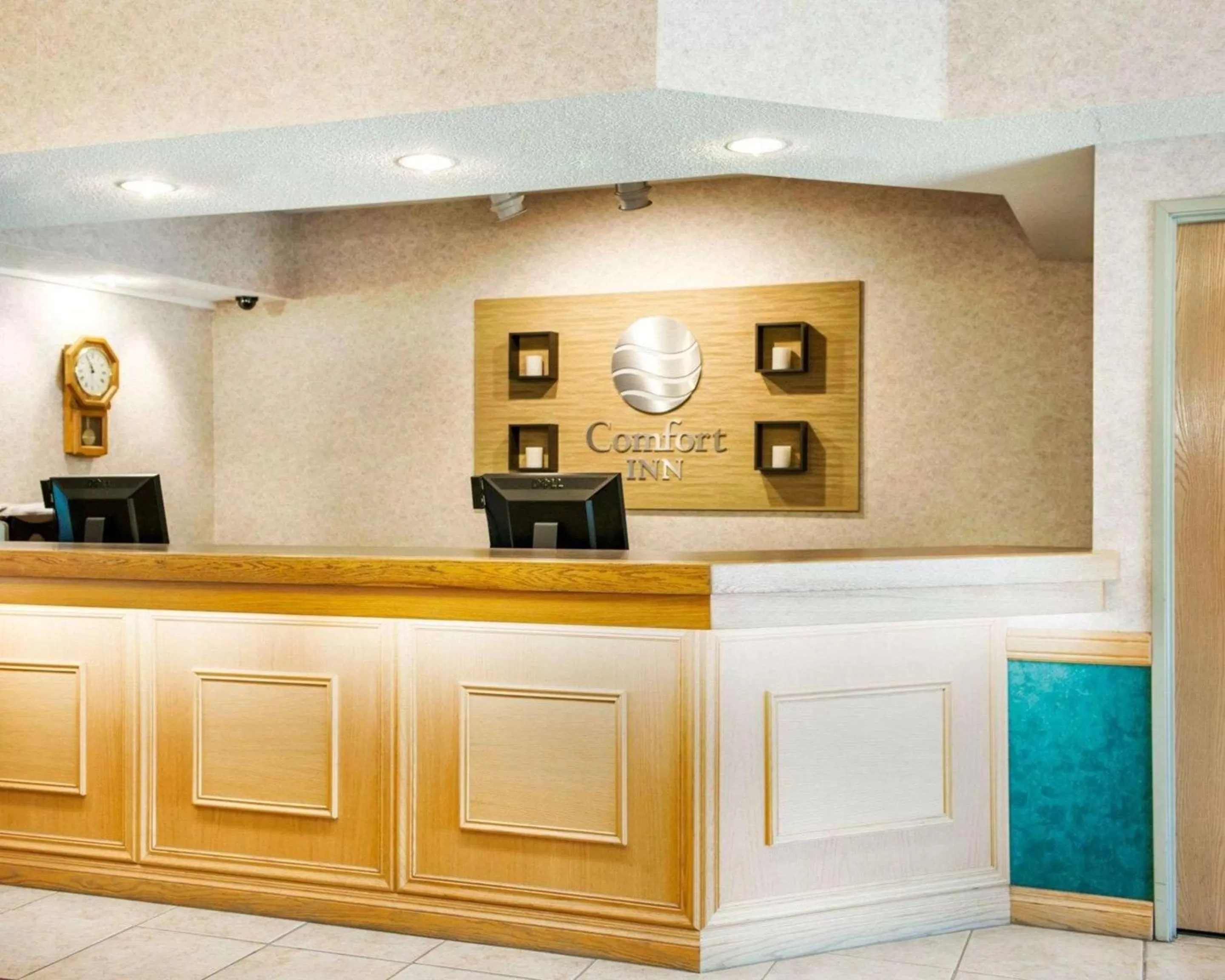 Lobby or reception in Comfort Inn Goshen