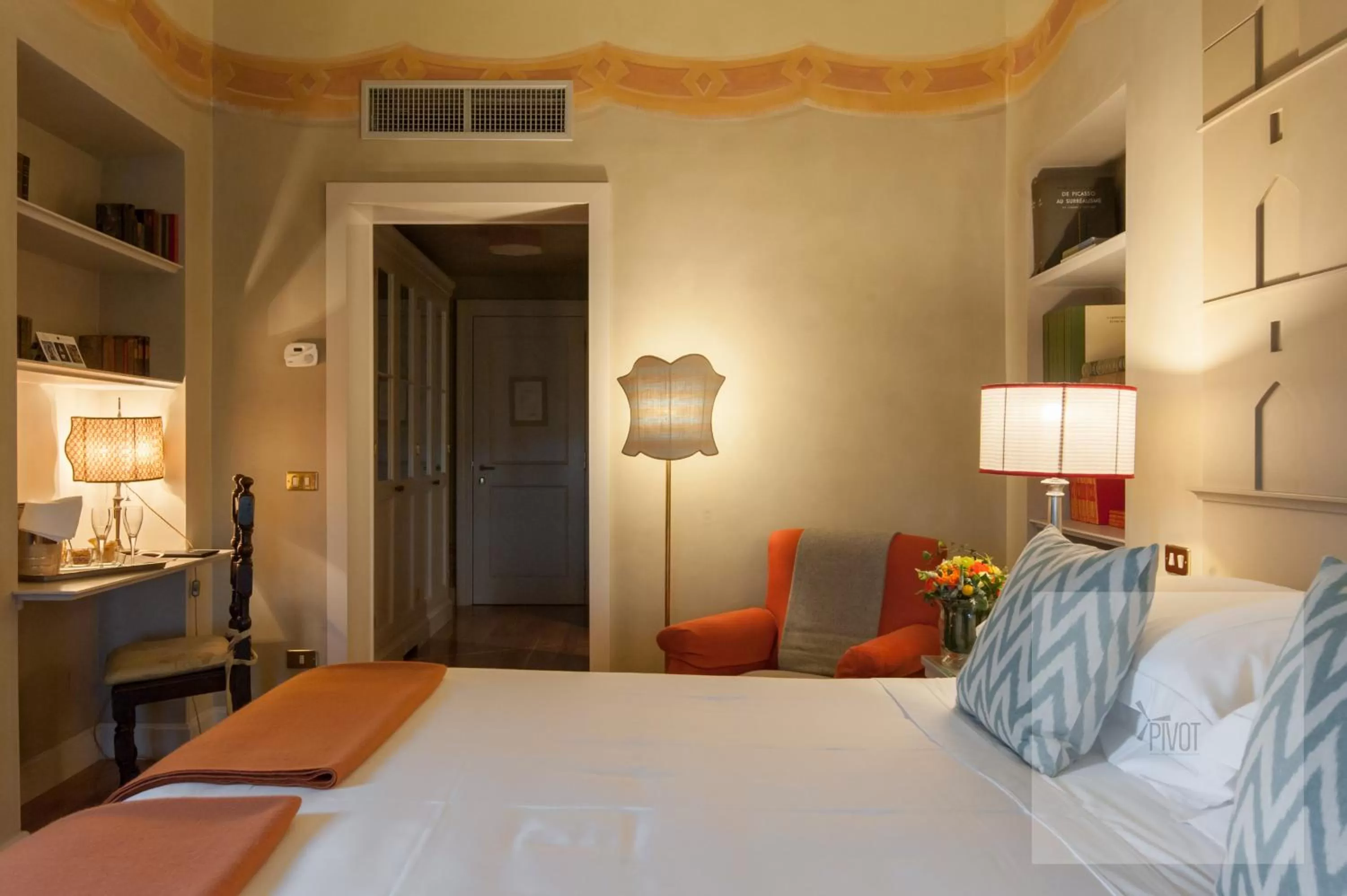 Bed in Antica Torre Tornabuoni