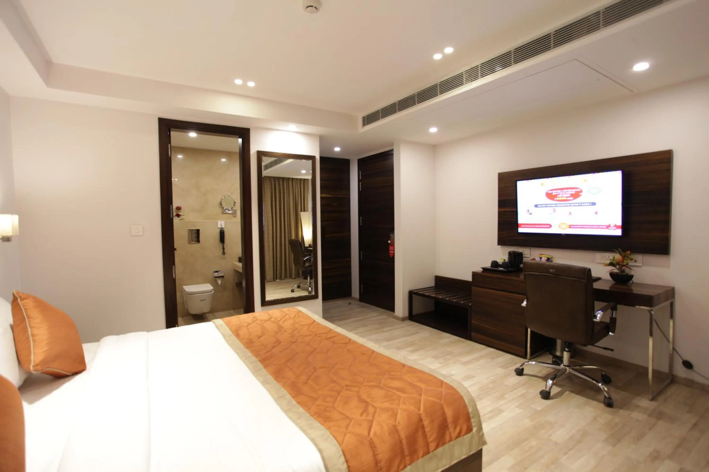 Photo of the whole room, Bed in Kaisons Inn (Near Apollo Hospital)