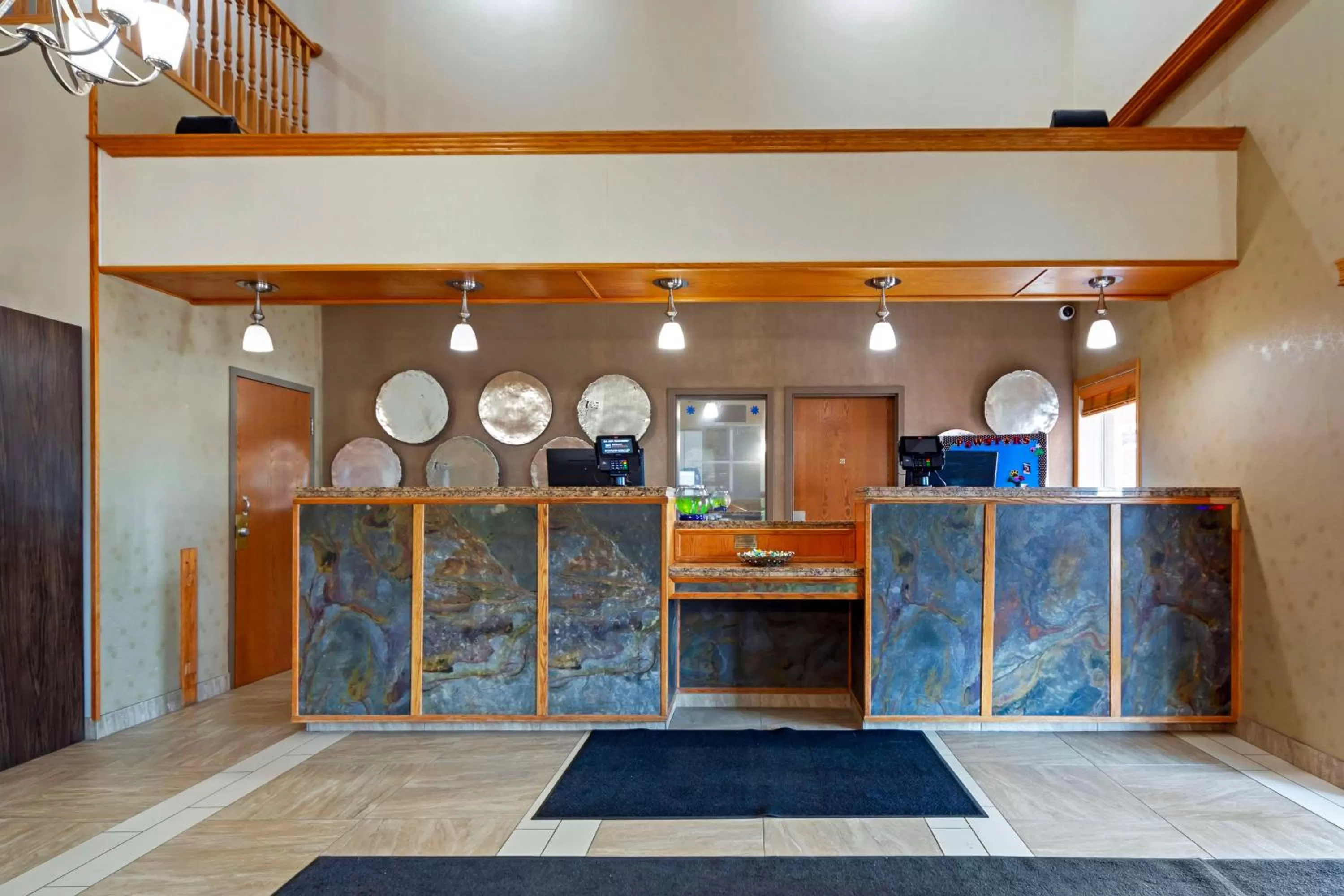 Lobby or reception in Best Western Grande Prairie