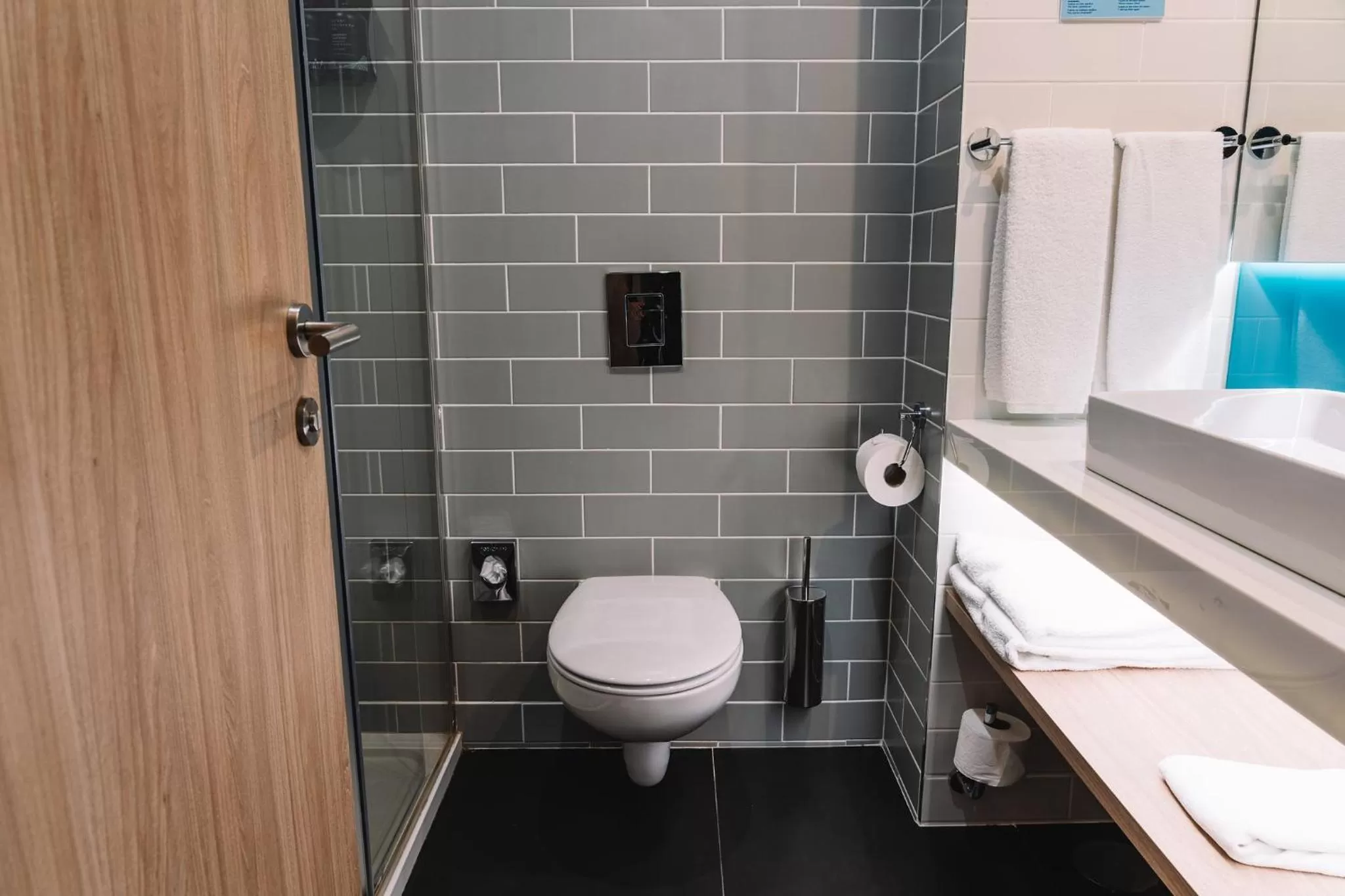 Bathroom in Holiday Inn Express Porto City Centre by IHG