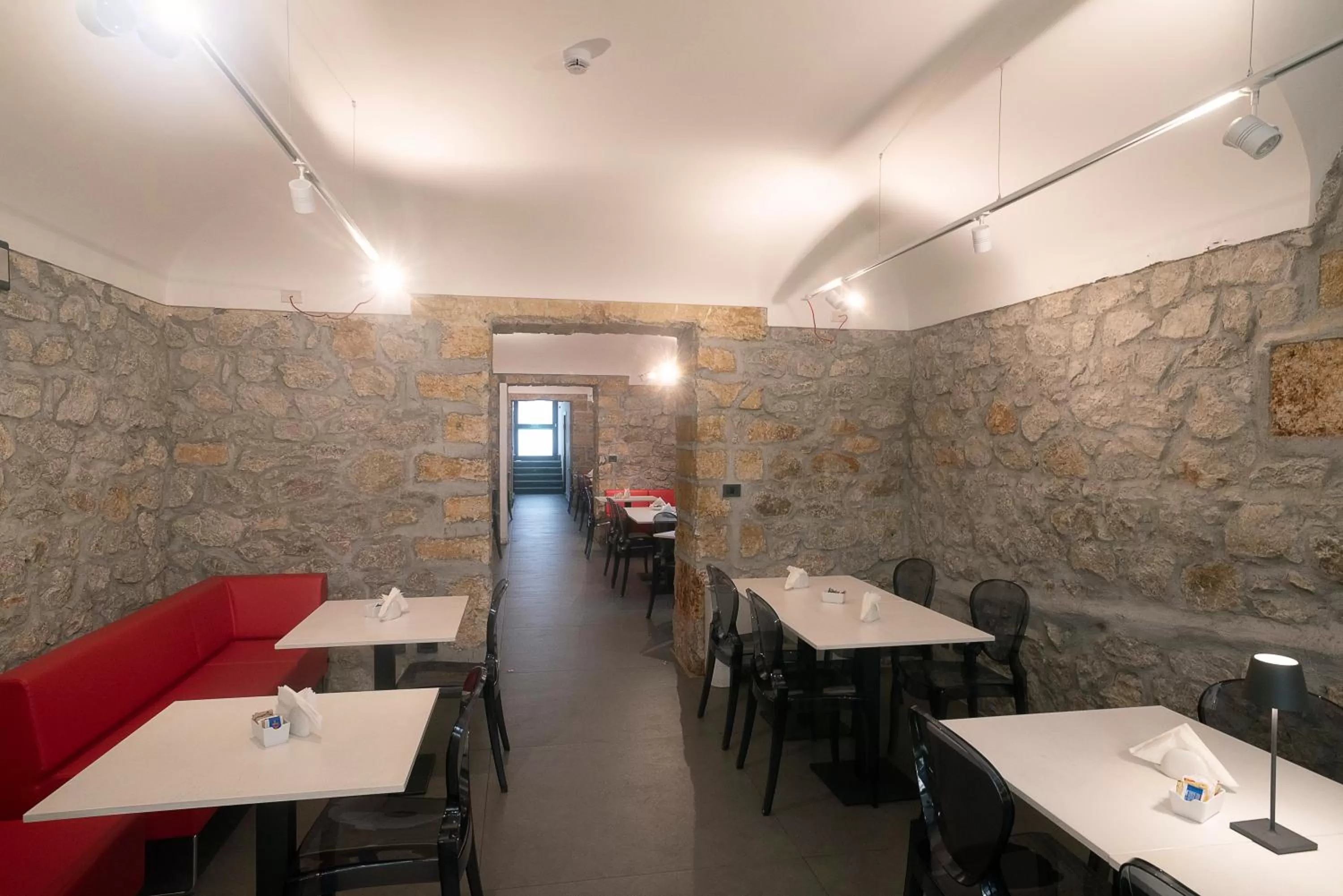 Breakfast in Hotel Tonic