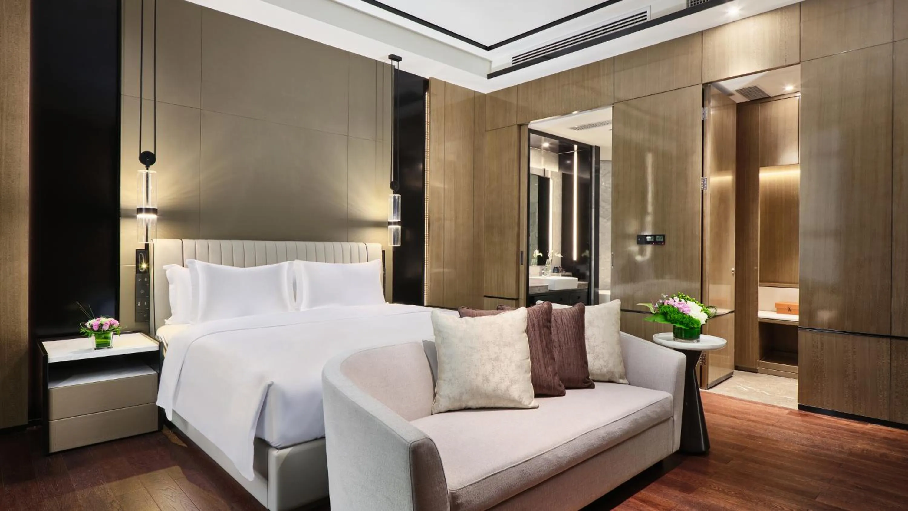 Bedroom, Bed in Crowne Plaza Wuhan Development Zone by IHG