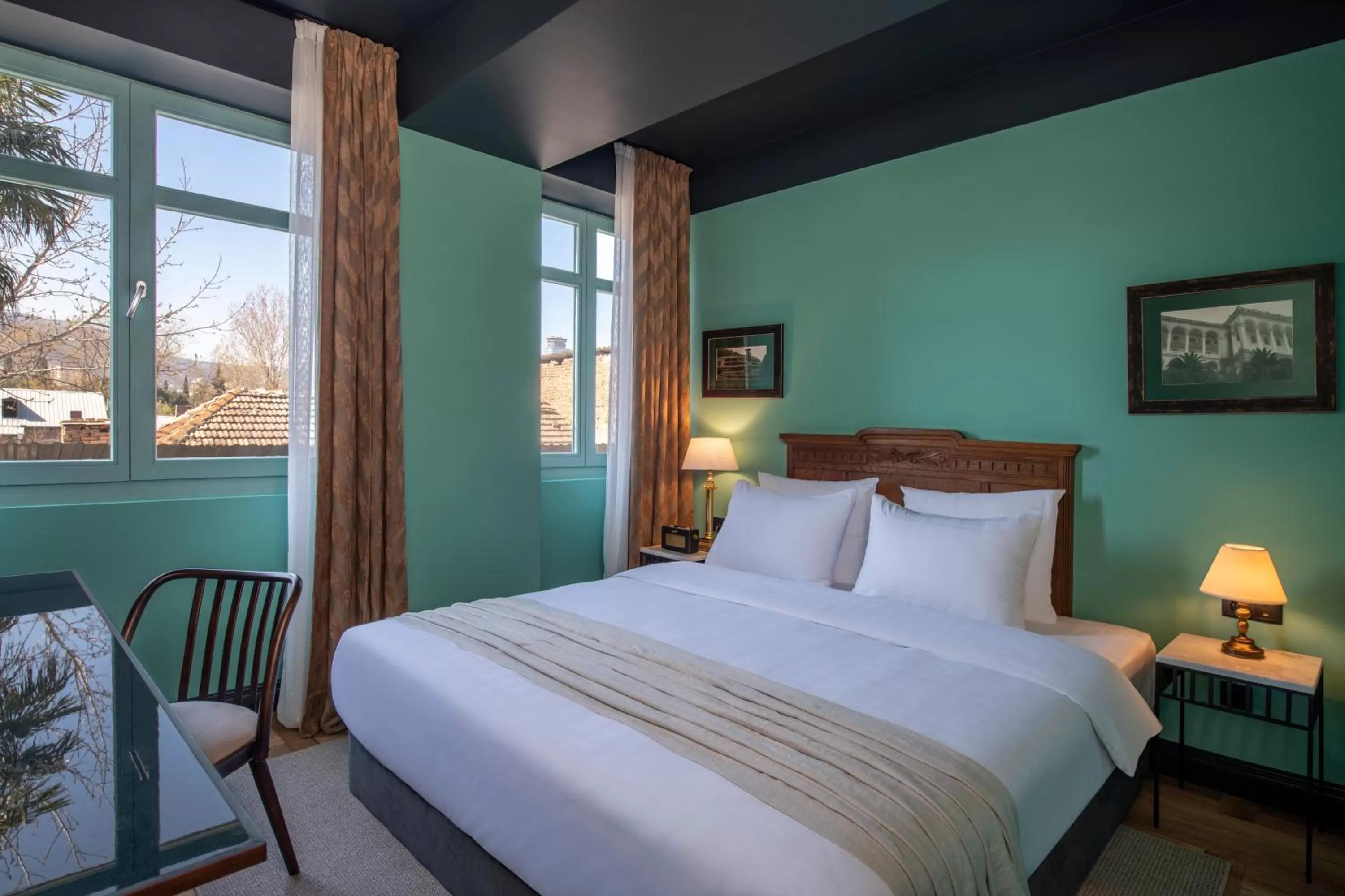 Bed in Communal Hotel Plekhanovi