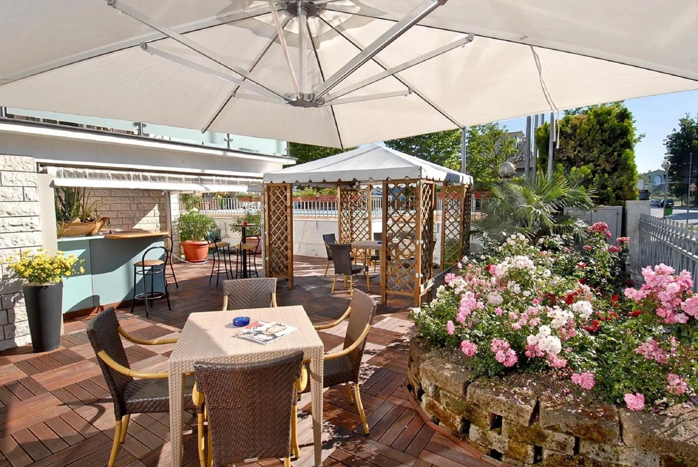 Area and facilities in Hotel St. Moritz