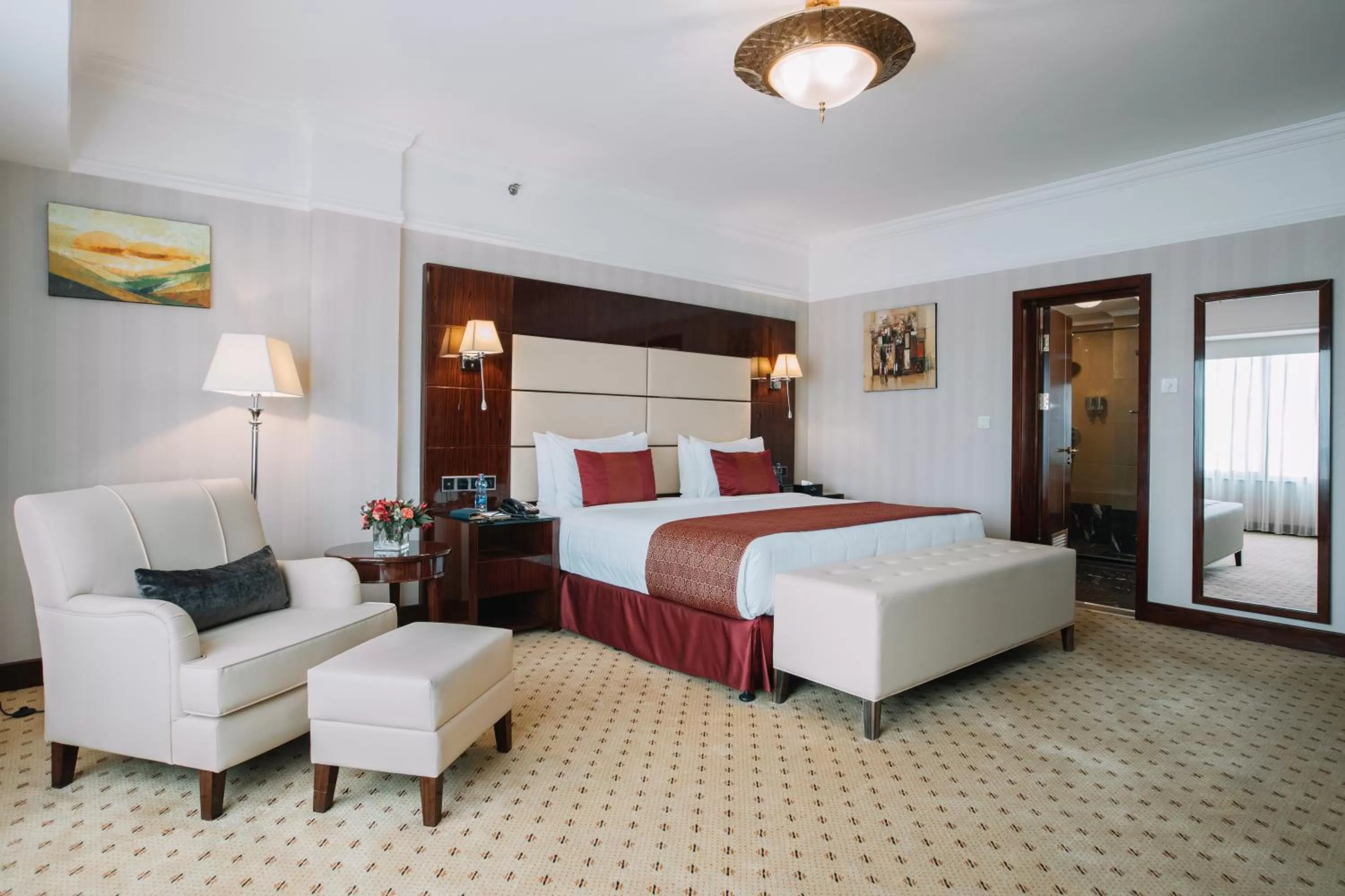 Photo of the whole room, Bed in Golden Tulip Addis Ababa