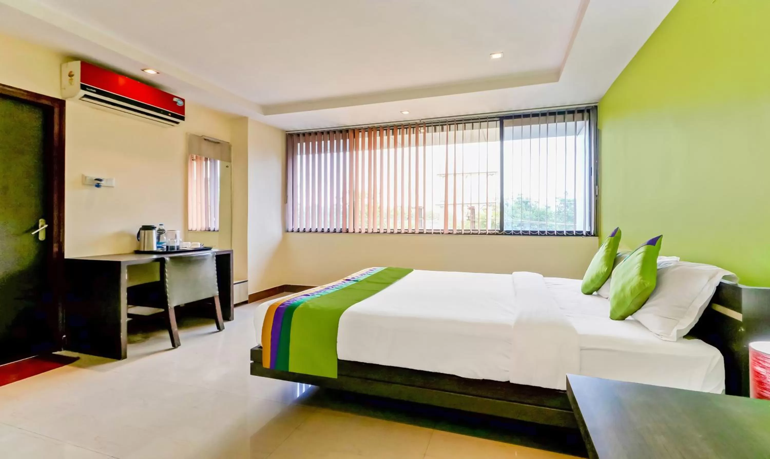 Bedroom, Bed in Treebo Concerto Residentia