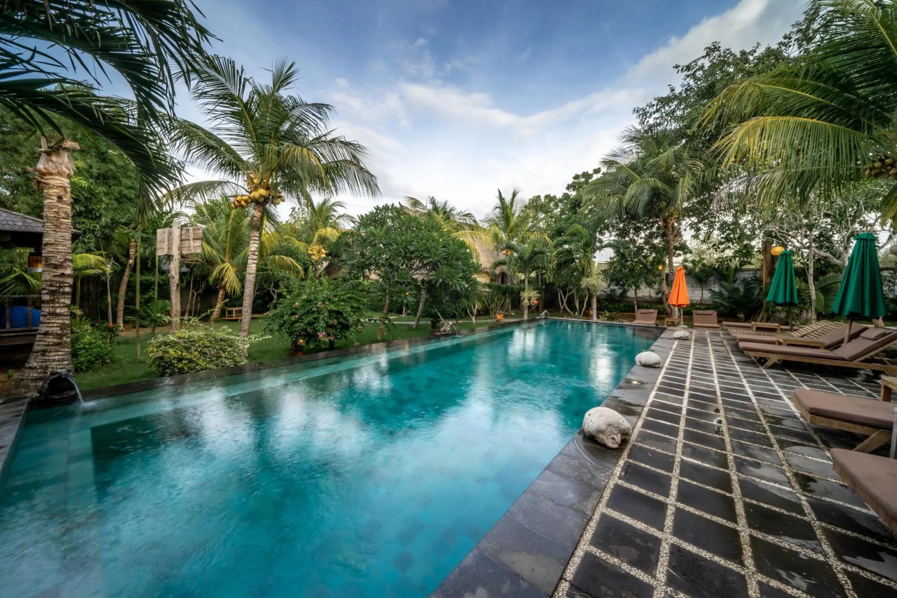  in Flower Bud Bungalow Balangan